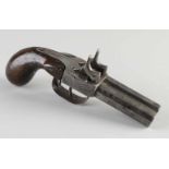 Doppelrohrpistole aus dem frühen 19. Jahrhundert mit Gravuren. Gestempelt + nummeriert. Größe: