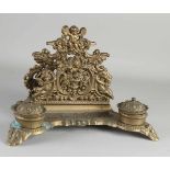 Antiker Kupfer Historismus Inkstand mit Putten. Größe: 20 x 30 x 19 cm. In guter Kondition.