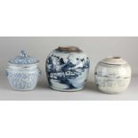 Drei antike chinesische Porzellantöpfe (Ingwer). Ein Deckelglas mit Blumendekor + Foo Hund,