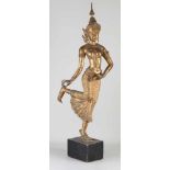 Große antike vergoldete Buddha-Figur aus thailändischer Bronze auf Holzsockel. Abmessungen: H 80