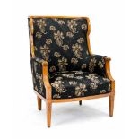 Antiker Sessel im Louis Seize-Stil aus Kirschholz mit Intarsien. Um 1920. Ausgestattet mit neuen