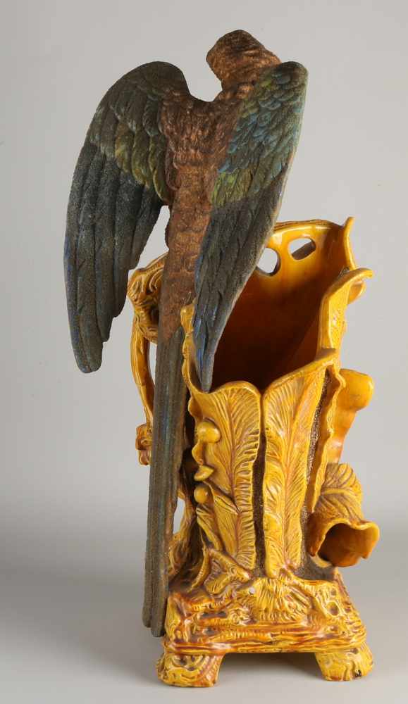 Große antike Majolika-Vase mit Papagei. Um 1900. Markiert + nummeriert. Jugendstil. Möglicherwe - Image 2 of 2