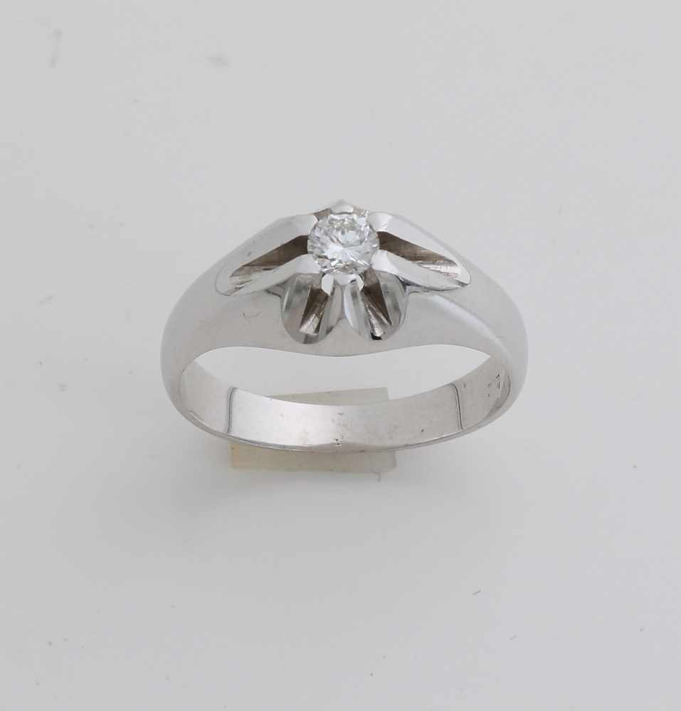 Weißgoldring, 585/000, mit Diamant. Ring mit Tiffany-Fassung mit einem Diamanten im Brillantschlif