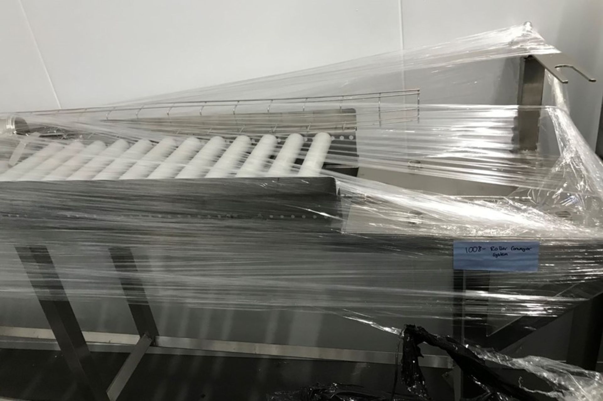 ROLLER CONVEYOR