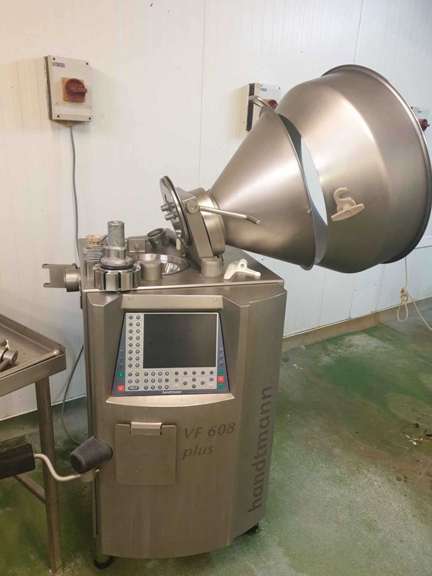 HANDTMANN VF608 PLUS VACUUM FILLER