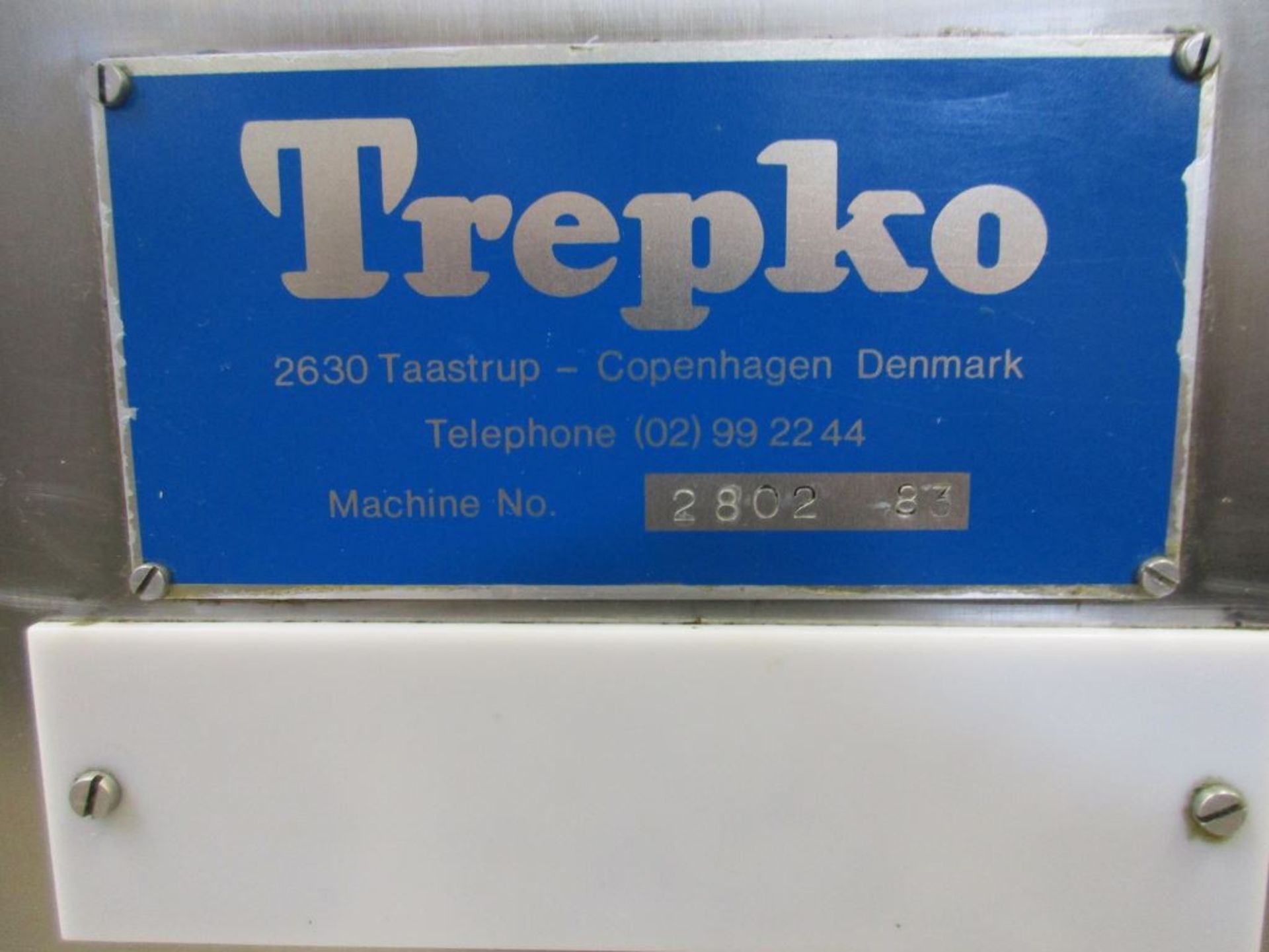 TREPKO TUB FILLING AND LIDDING SYSTEM - Image 17 of 17