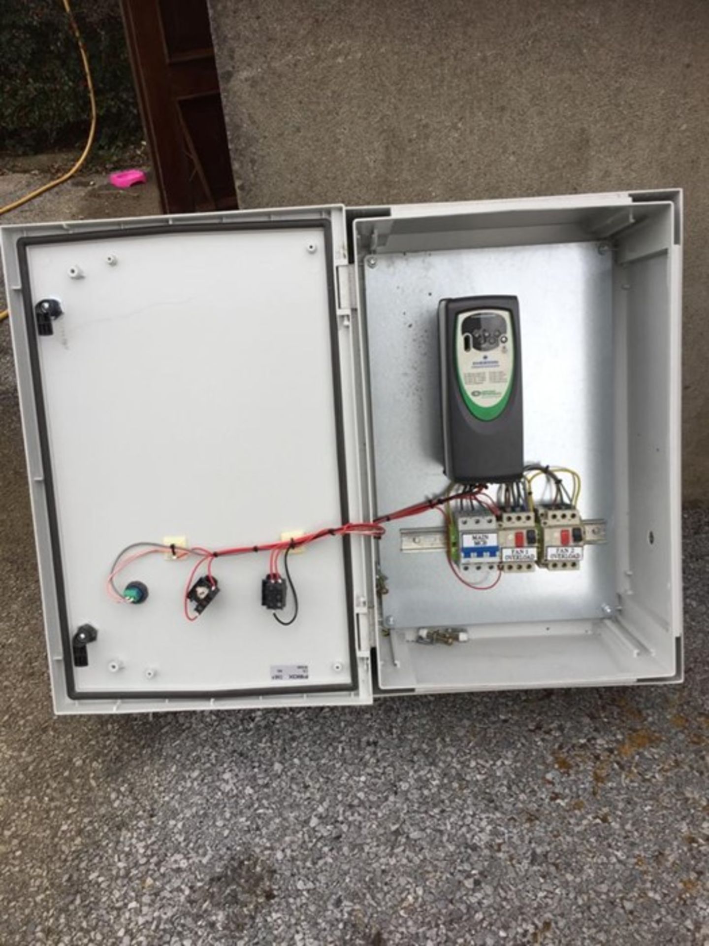 CONTROL BOX WITH VARIABLE SPEED - Image 3 of 3