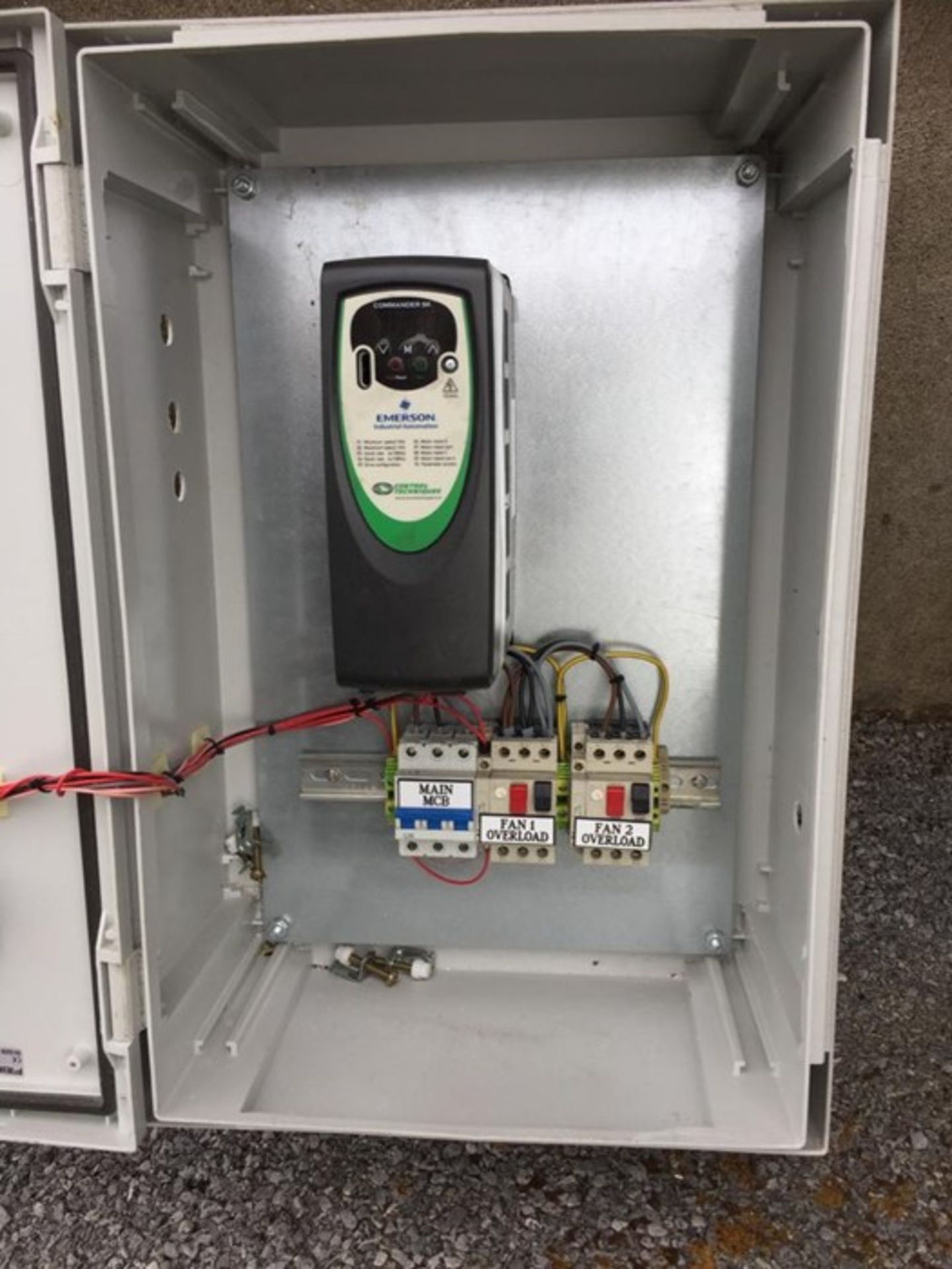 CONTROL BOX WITH VARIABLE SPEED - Image 2 of 3