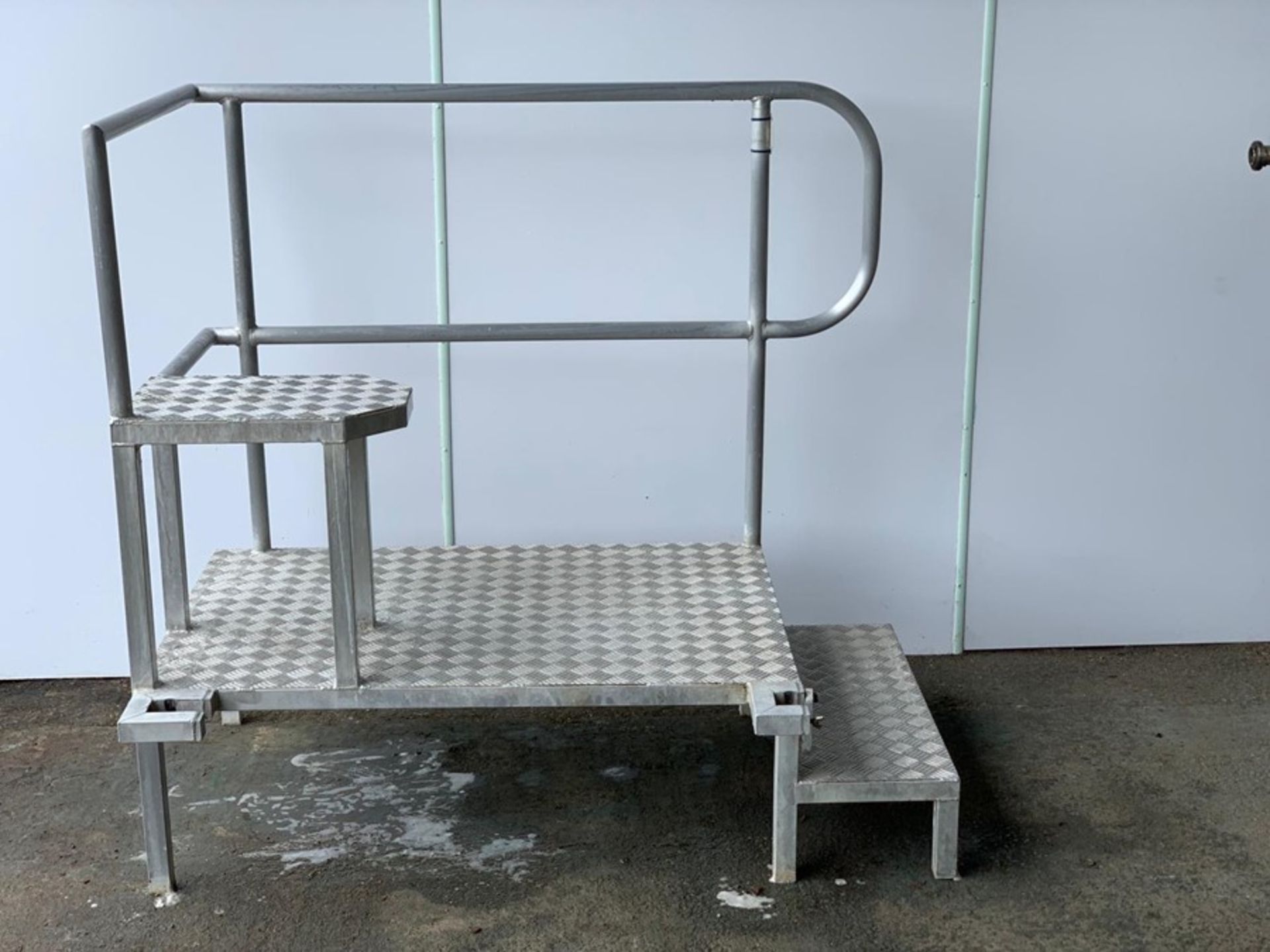 STAINLESS STEEL GANTRY