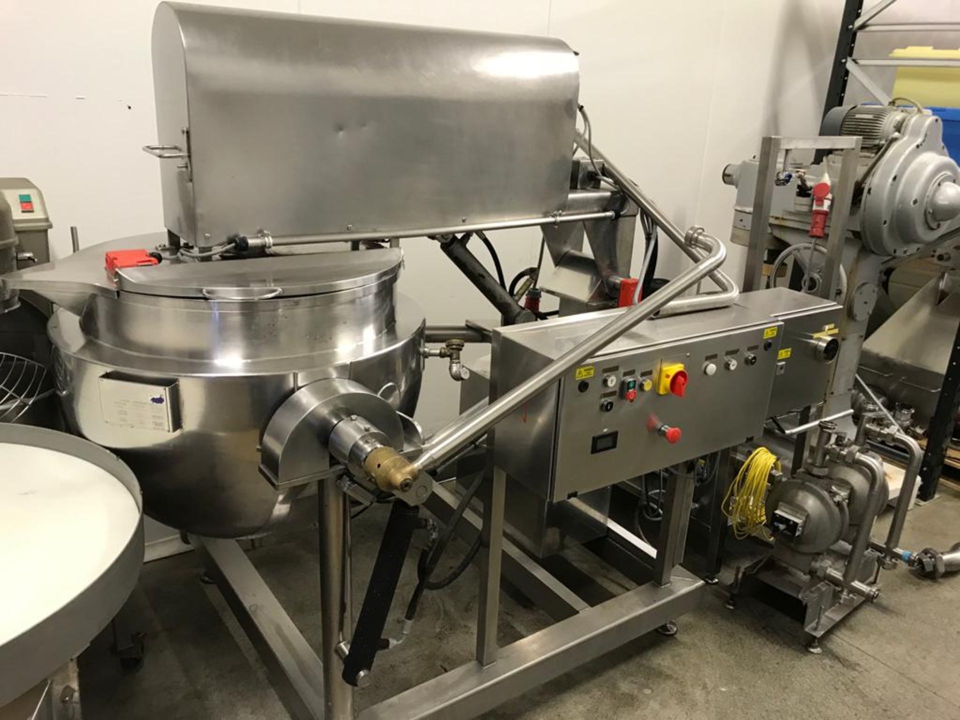 SKERMAN JACKETED MIXING KETTLE