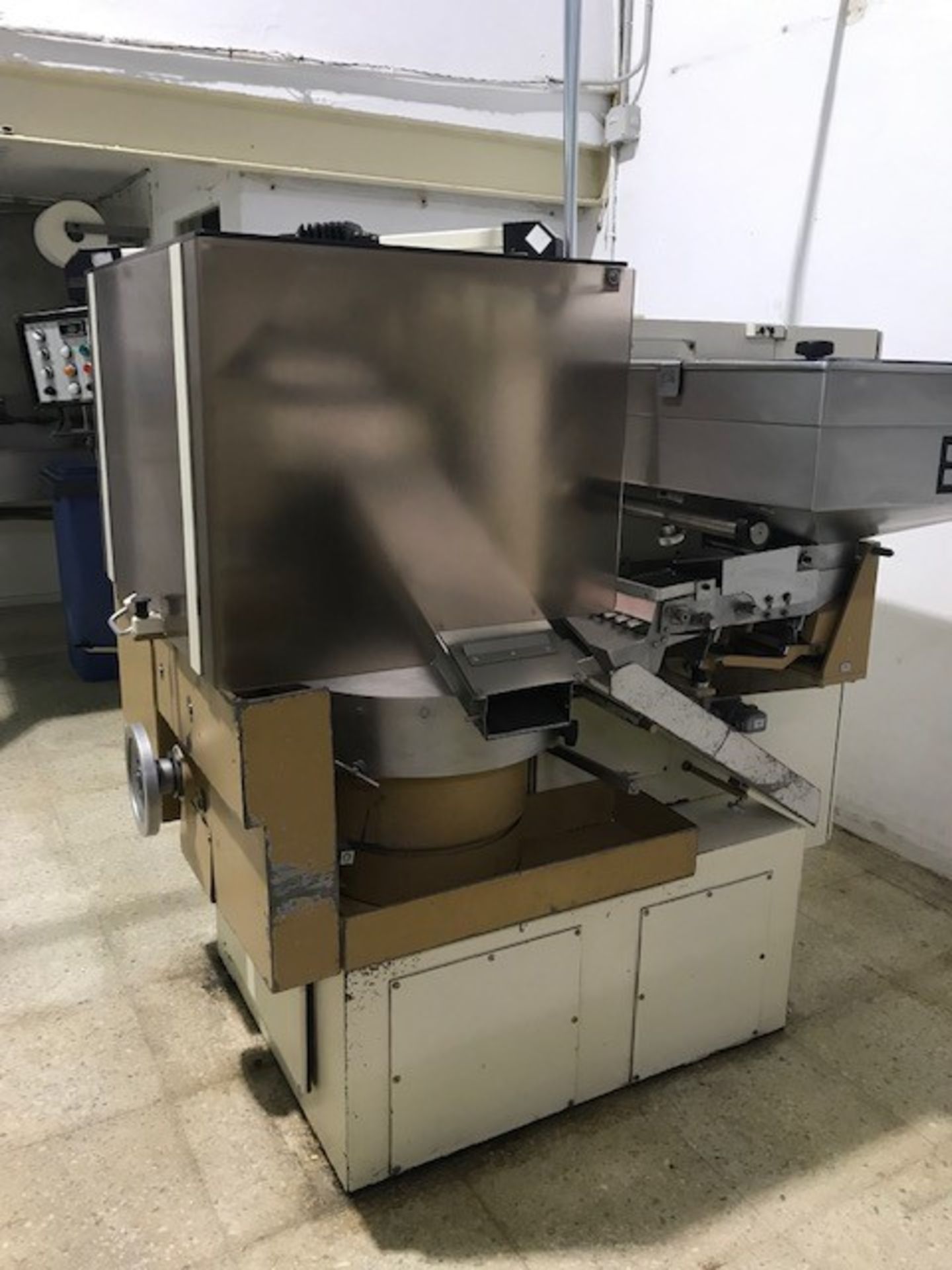 NAGEMA EL9 WRAPPING MACHINE