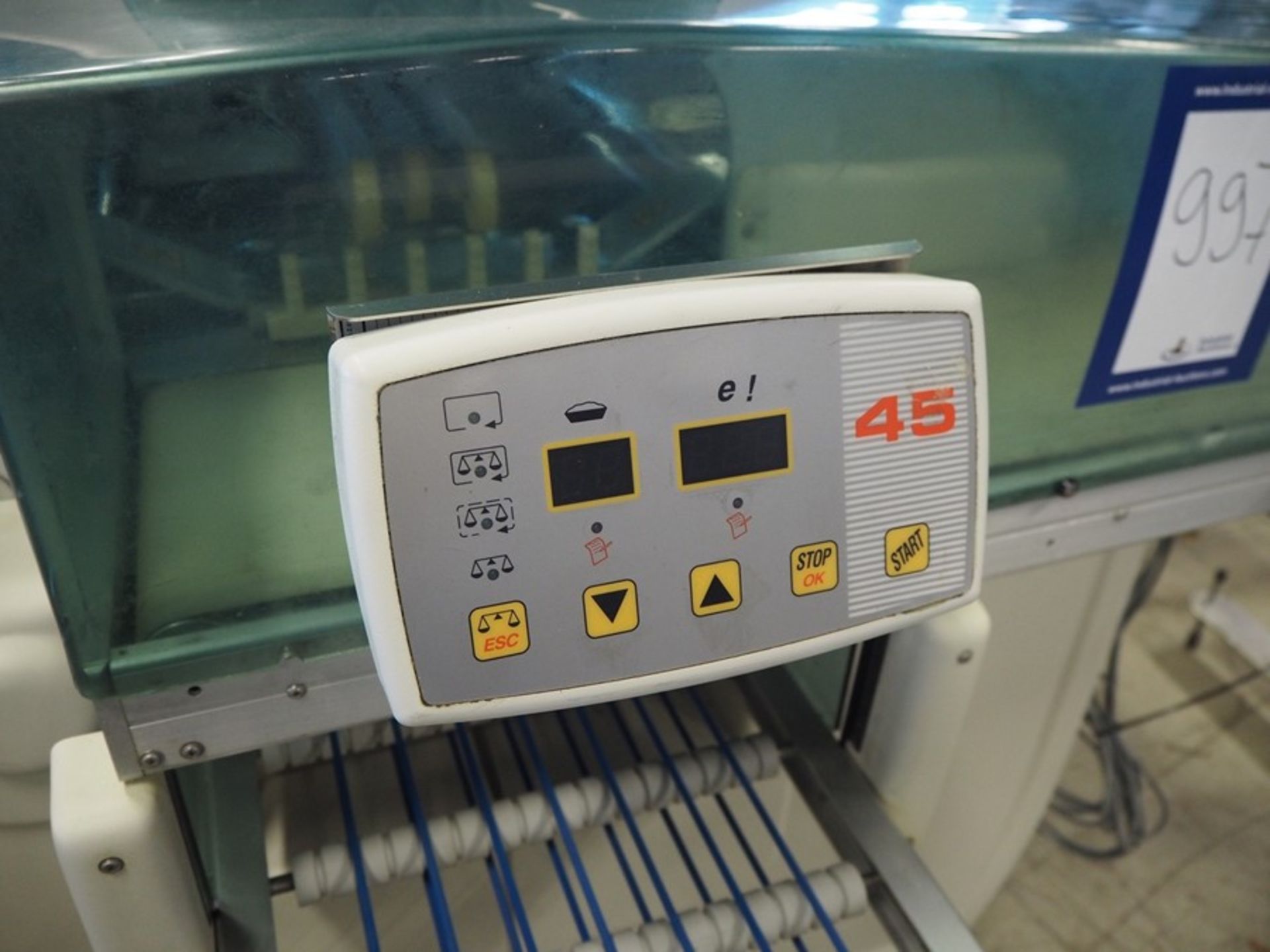 SEMI-AUTOMATIC WEIGHING , STRETCH FILM WRAPPING MACHINE - Image 8 of 11