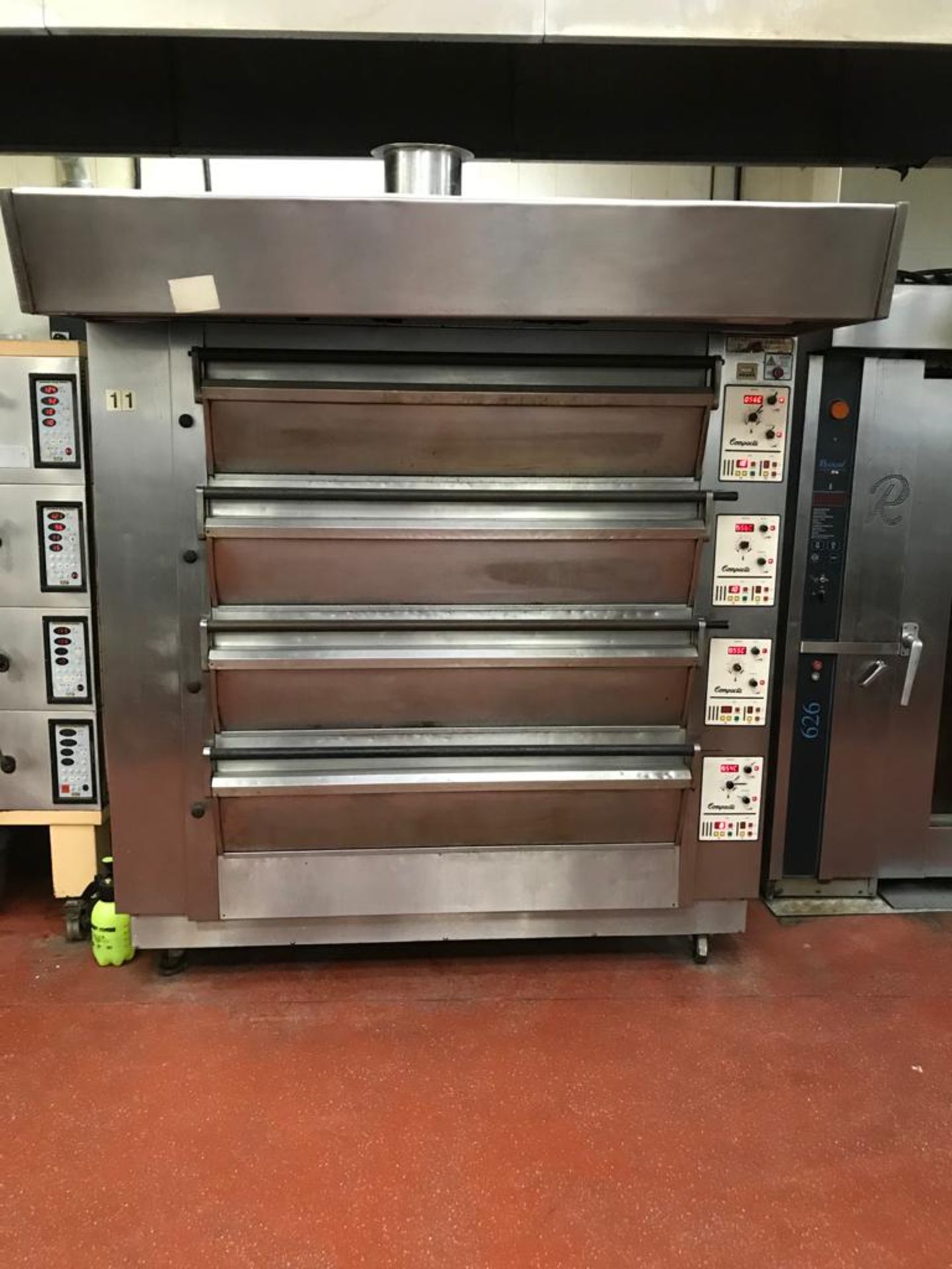 TOM CHANDLEY 4-DECK OVEN