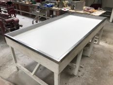 CUTTING TABLE