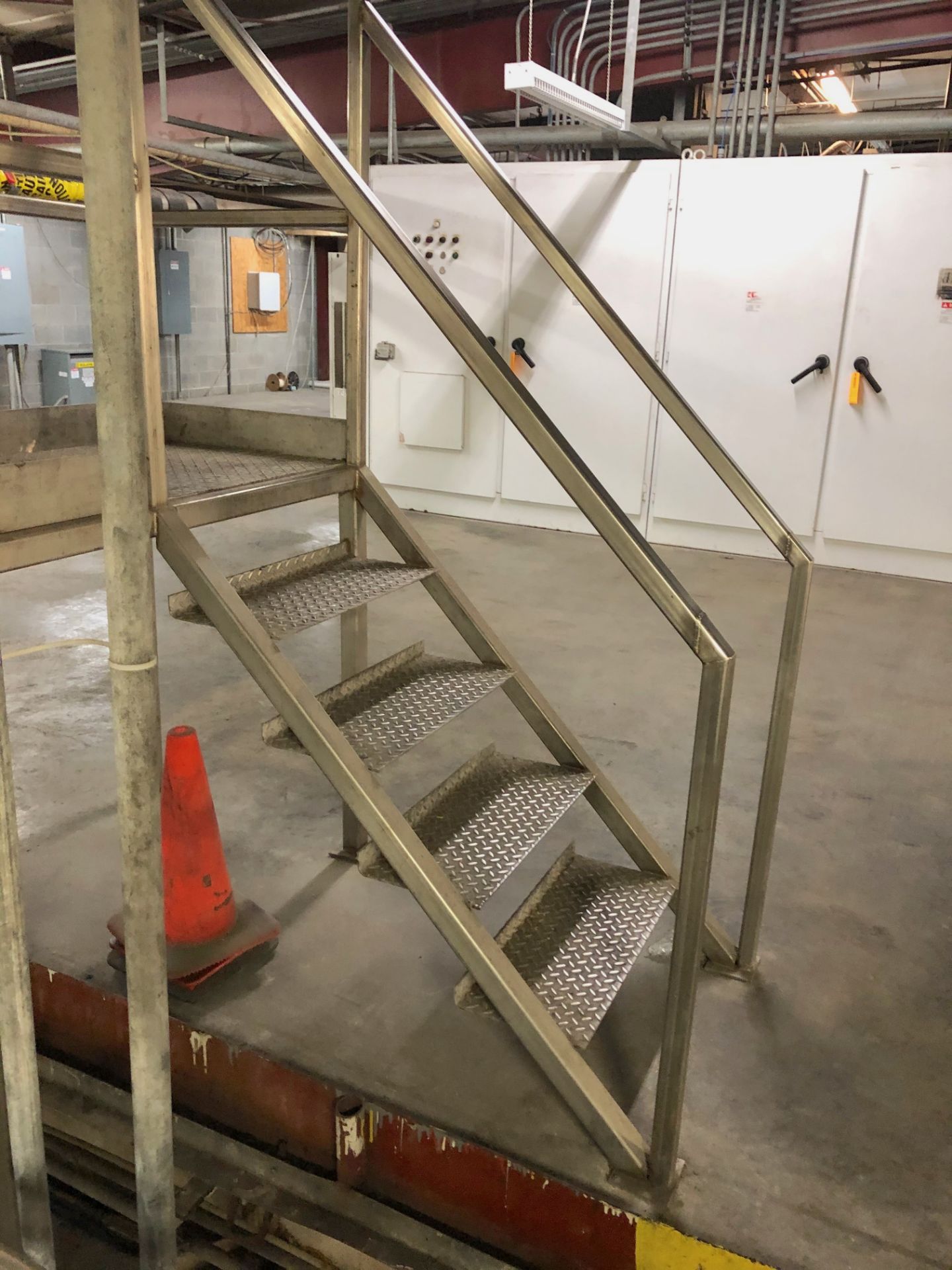 Stainless Steel Operator Conveyor Crossover Platform - Image 4 of 4