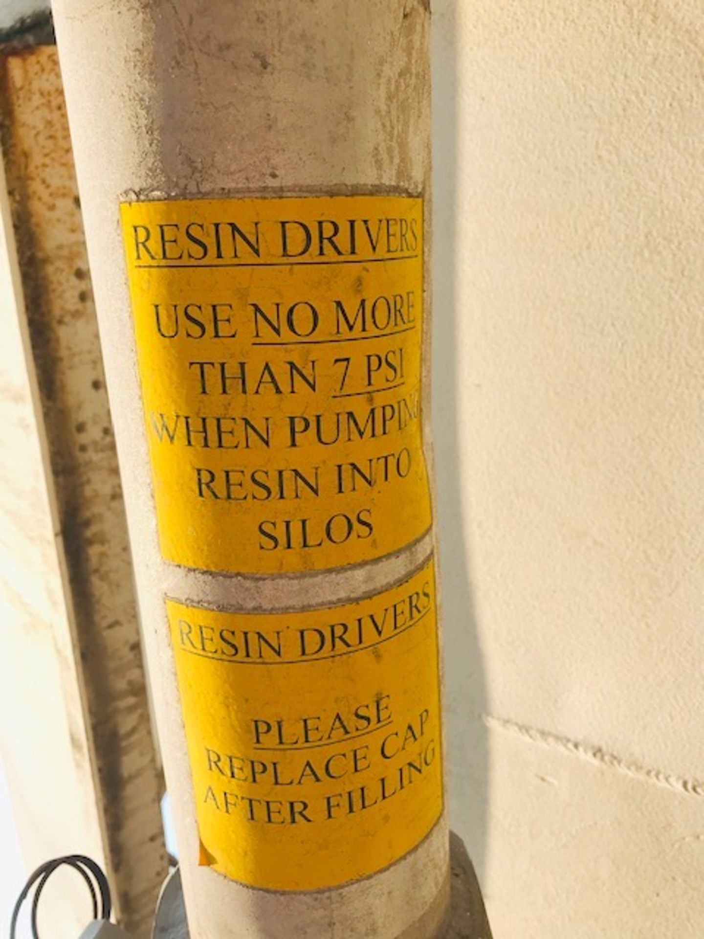 Resin Silo - Image 5 of 5