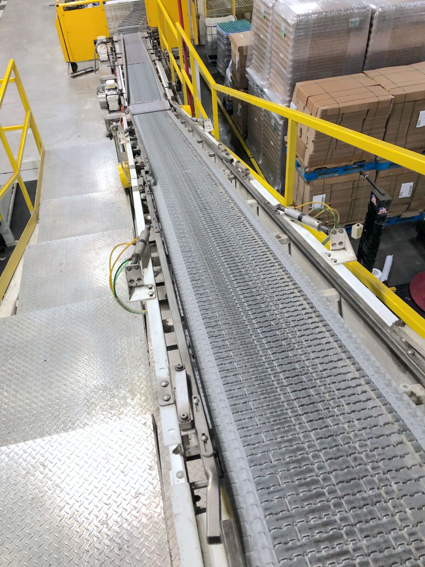 Full Case Conveyor from Lane Diverter to Palletizer - Image 10 of 12