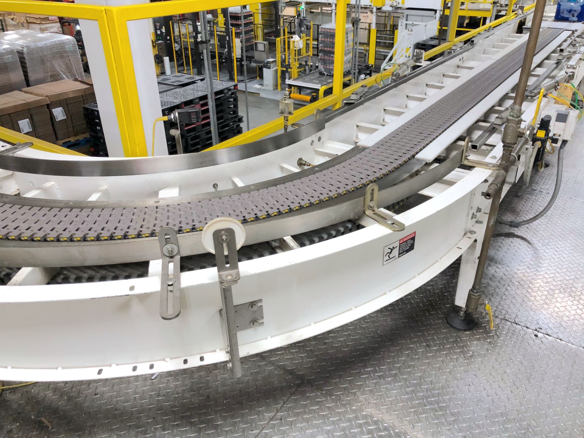 Full Case Conveyor from Lane Diverter to Palletizer - Image 7 of 12