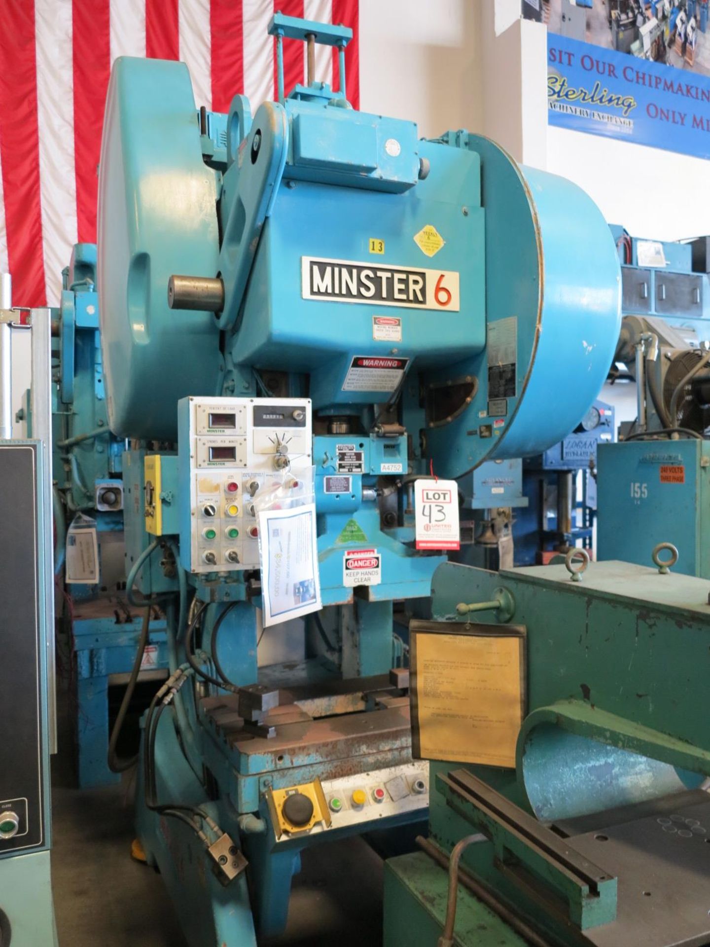 60 TON X 5" MINSTER OBI DOUBLE GEARED HEAD PUNCH PRESS, MODEL #6, DUAL PALM CONTROL W/ E-STOP,