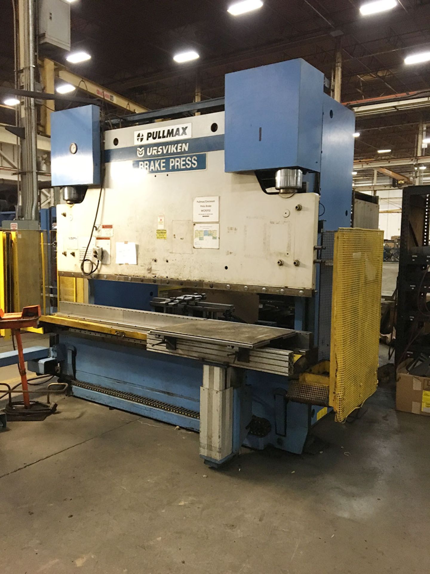 250 TON X 10' PULLMAX OPTIMA CNC HYDRAULIC PRESS BRAKE, MODEL 250.3.1/2.55, CYBELEC MODEVA 10S 6- - Image 17 of 37