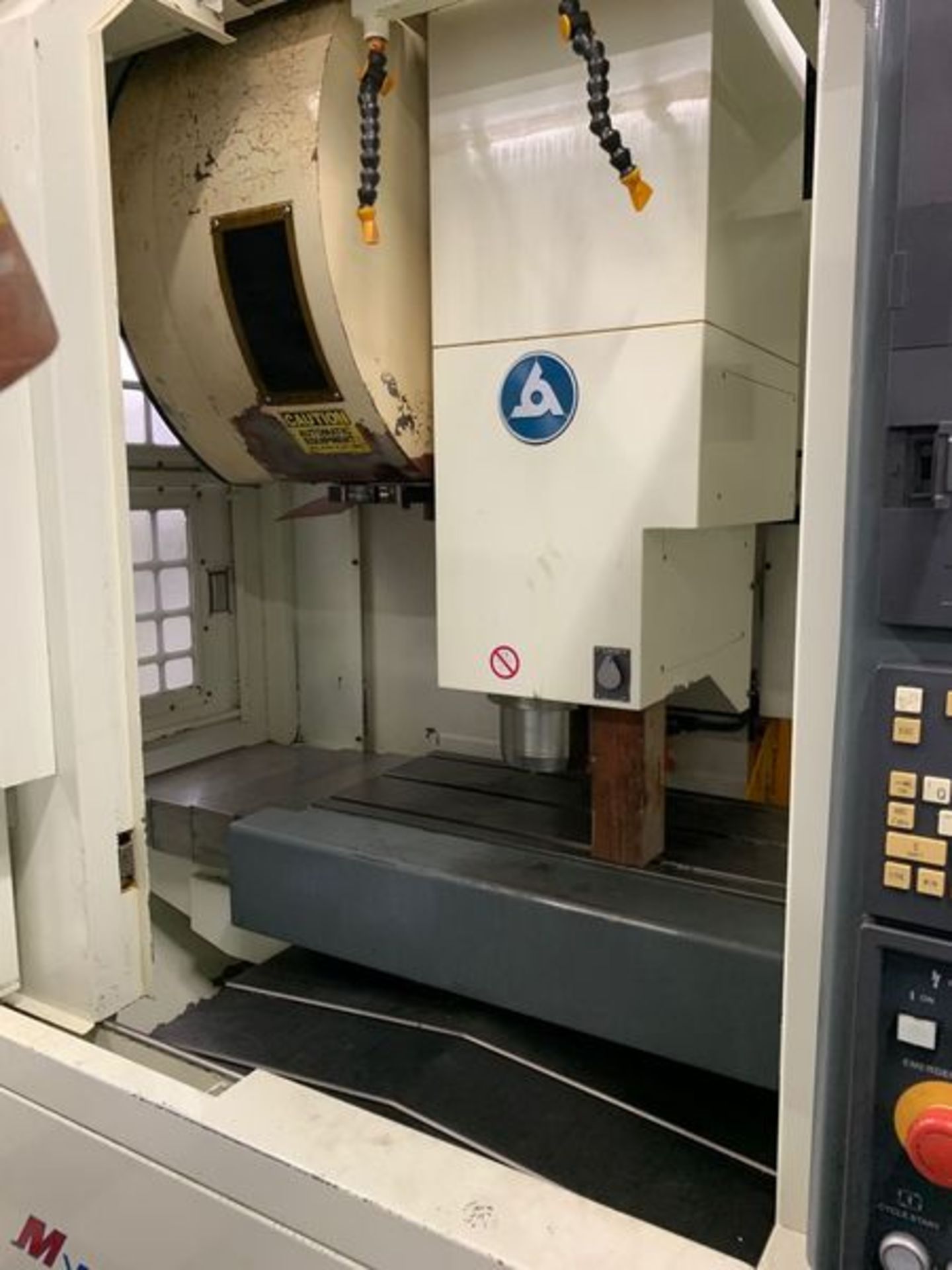 2011 KITAMURA MYCENTER-3XG VERTICAL MACHINING CENTER, X: 30", Y: 18", Z: 18", POWER: 18 HP, 15,000 R - Image 3 of 11