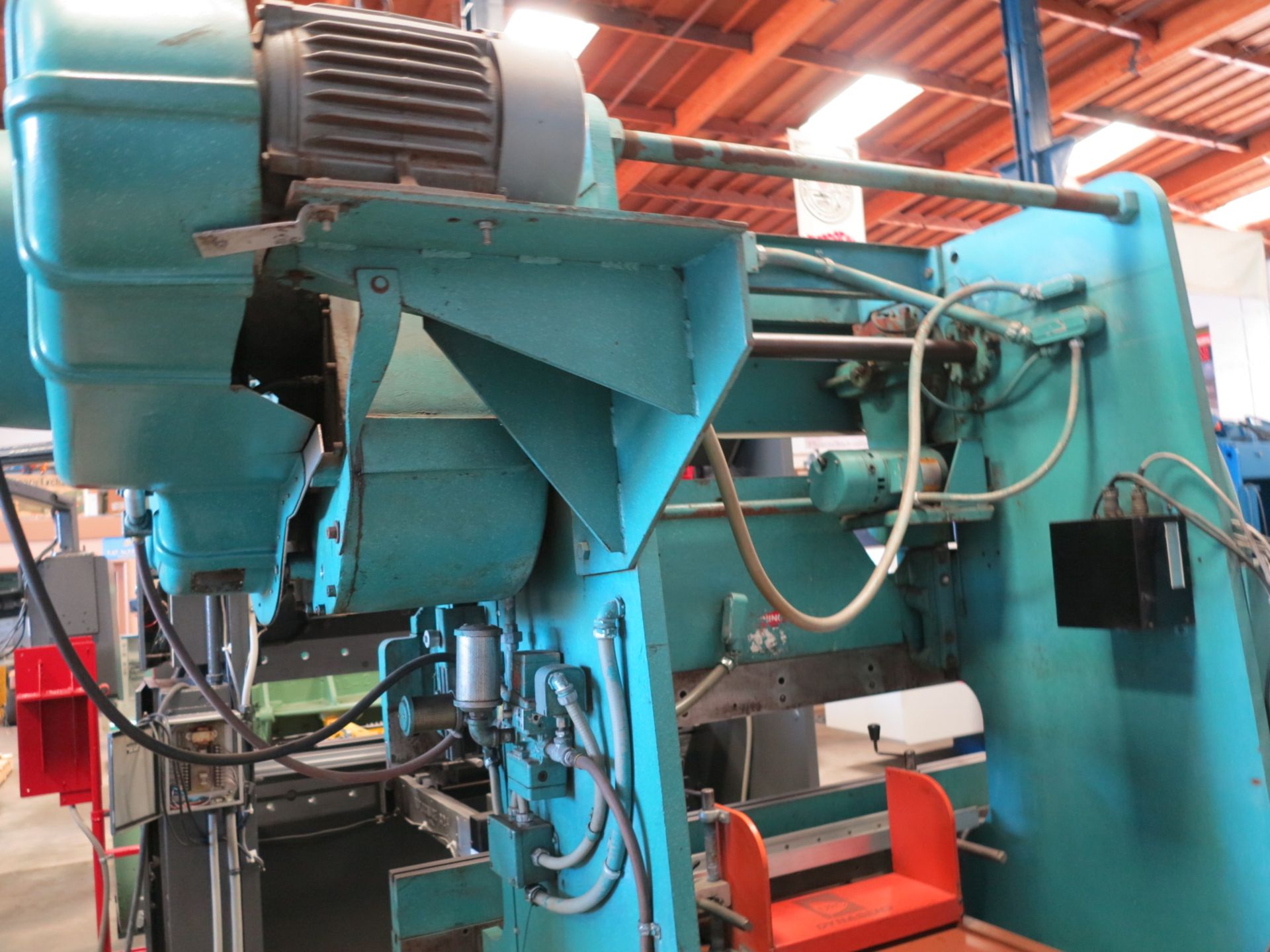 90 TON X 6' WYSONG CNC PRESS BRAKE, MODEL 90-4, DRC CNC BACK GAUGE, DRILLED FOR FLANGES, JIC - Image 6 of 7