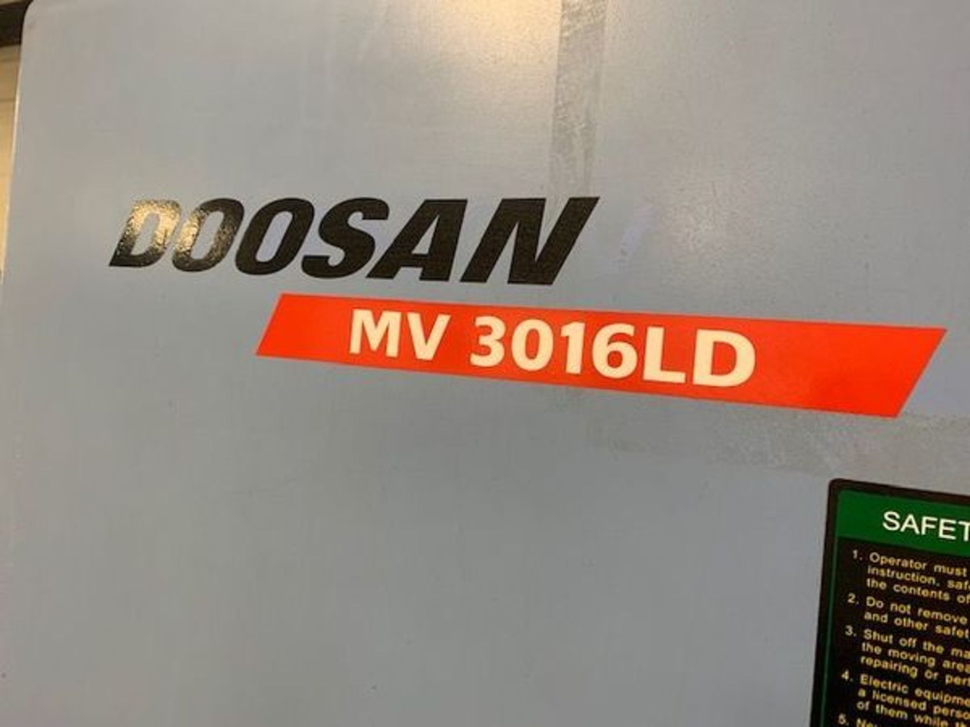 2007 DOOSAN MV-3016LD CNC VERTICAL MACHINING CENTER WITH THROUGH SPINDLE COOLANT & CHIP CONVEYOR, X: - Image 9 of 10