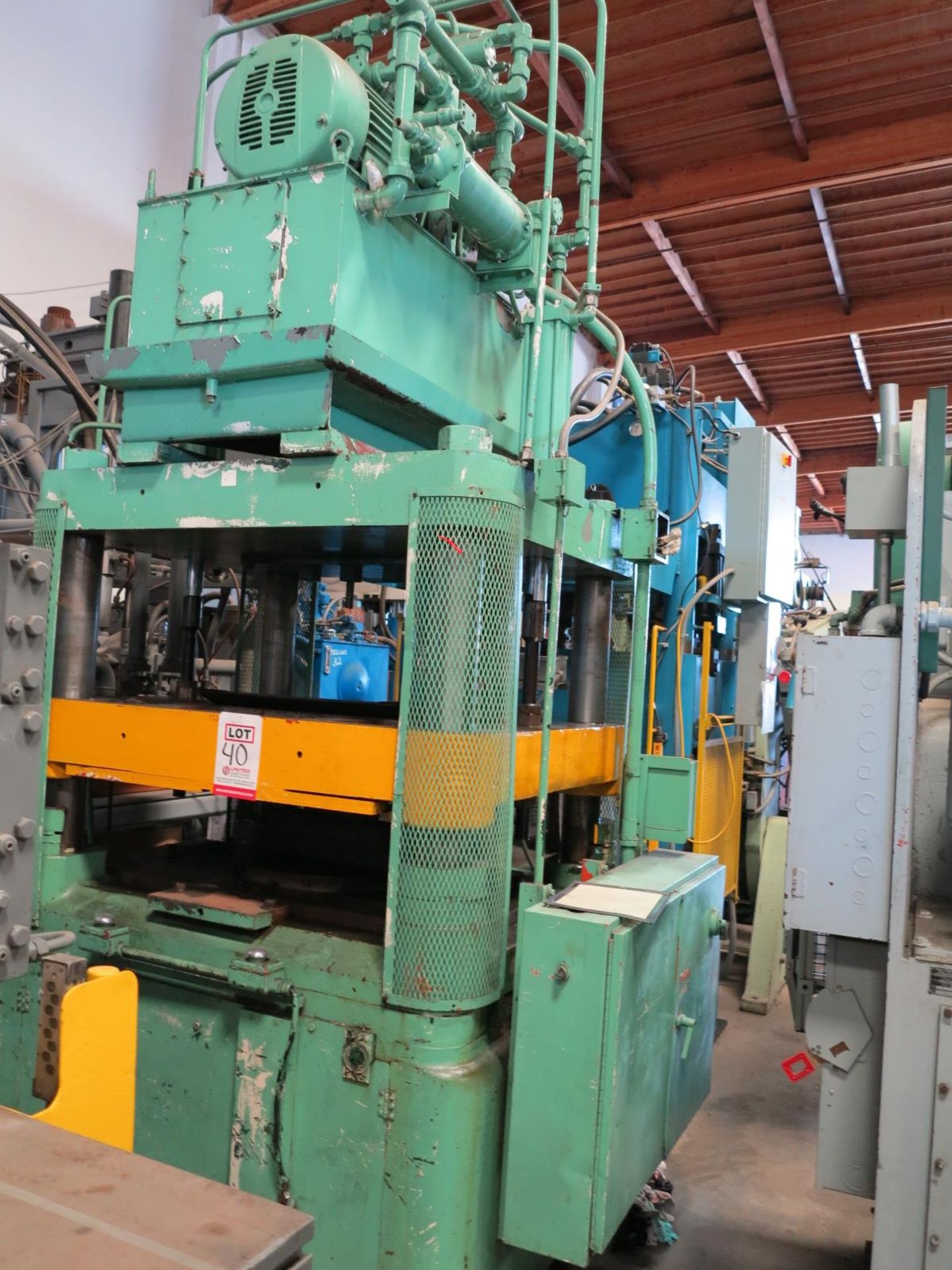 175 TON COLUMBUS INDUSTRIES MODEL TRIMMER 4 POST HYDRAULIC TRIM PRESS, MODEL TRIMMER, 4 WAY CAN