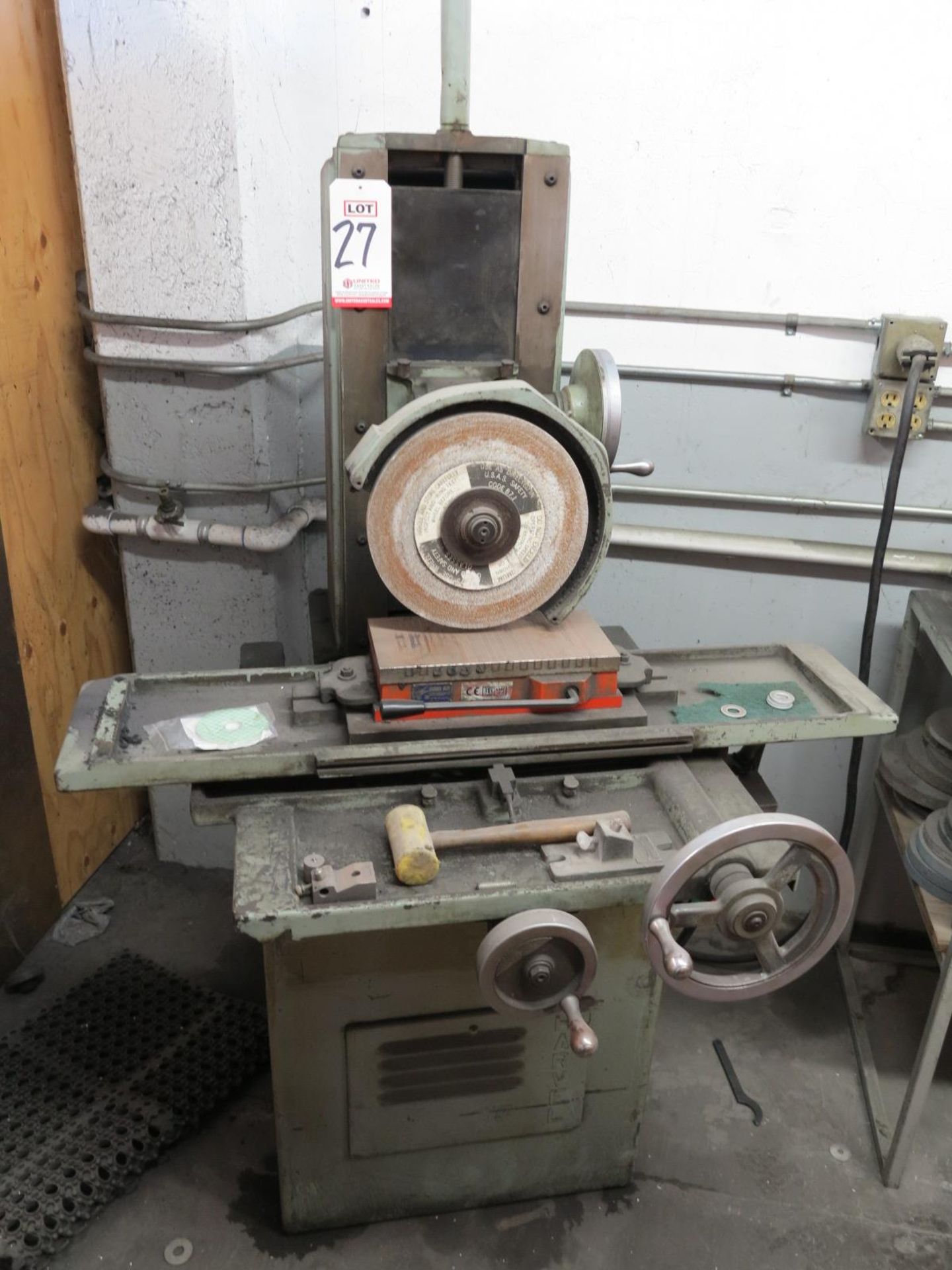 LOT - HARVEL SURFACE GRINDER, W/ 6" X 12" MAGNETIC CHUCK, ALSO INCLUDES ASSORTMENT OF GRINDING