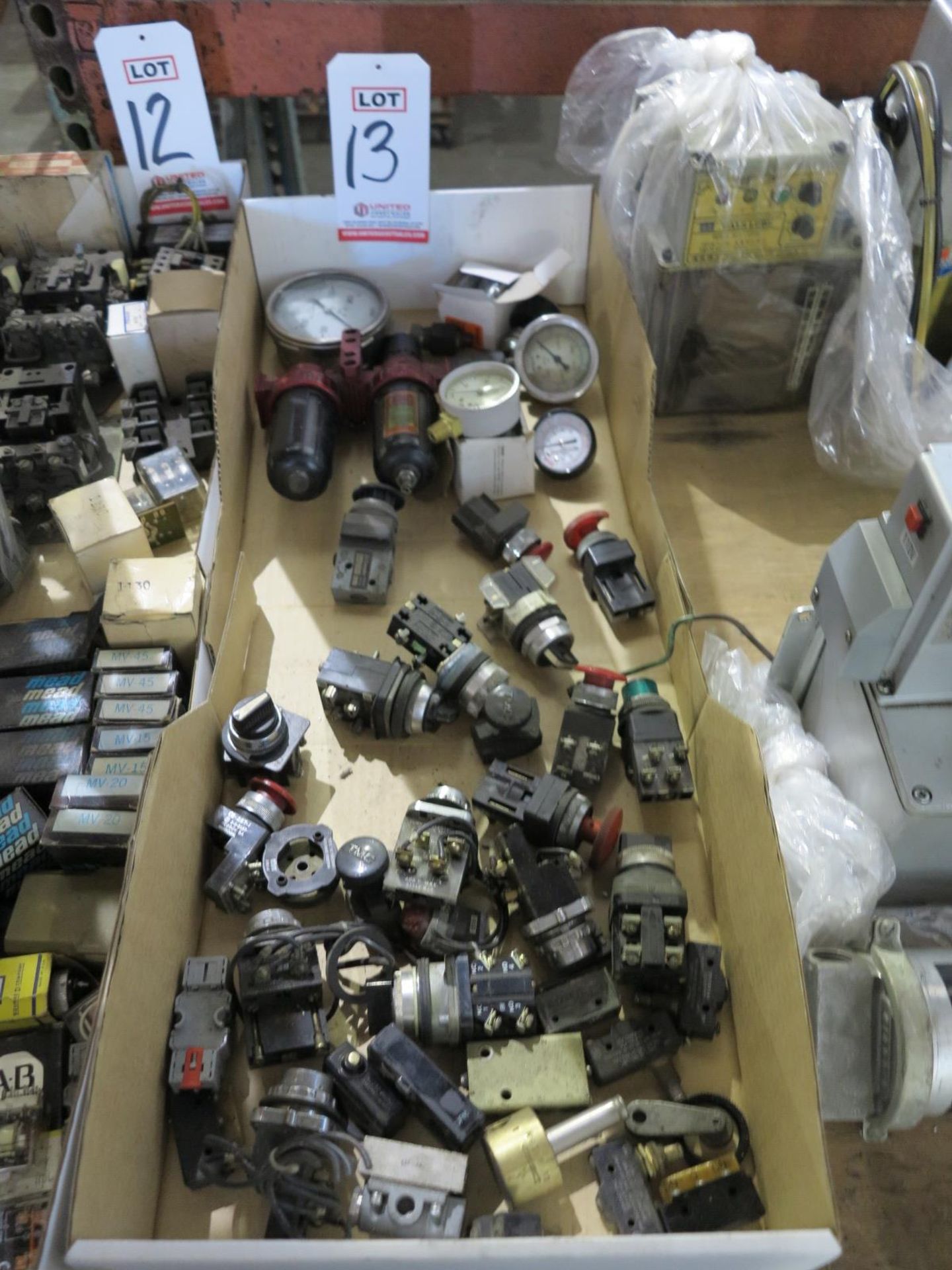 LOT - MISC ELECTRIC SWITCHES AND GAUGES