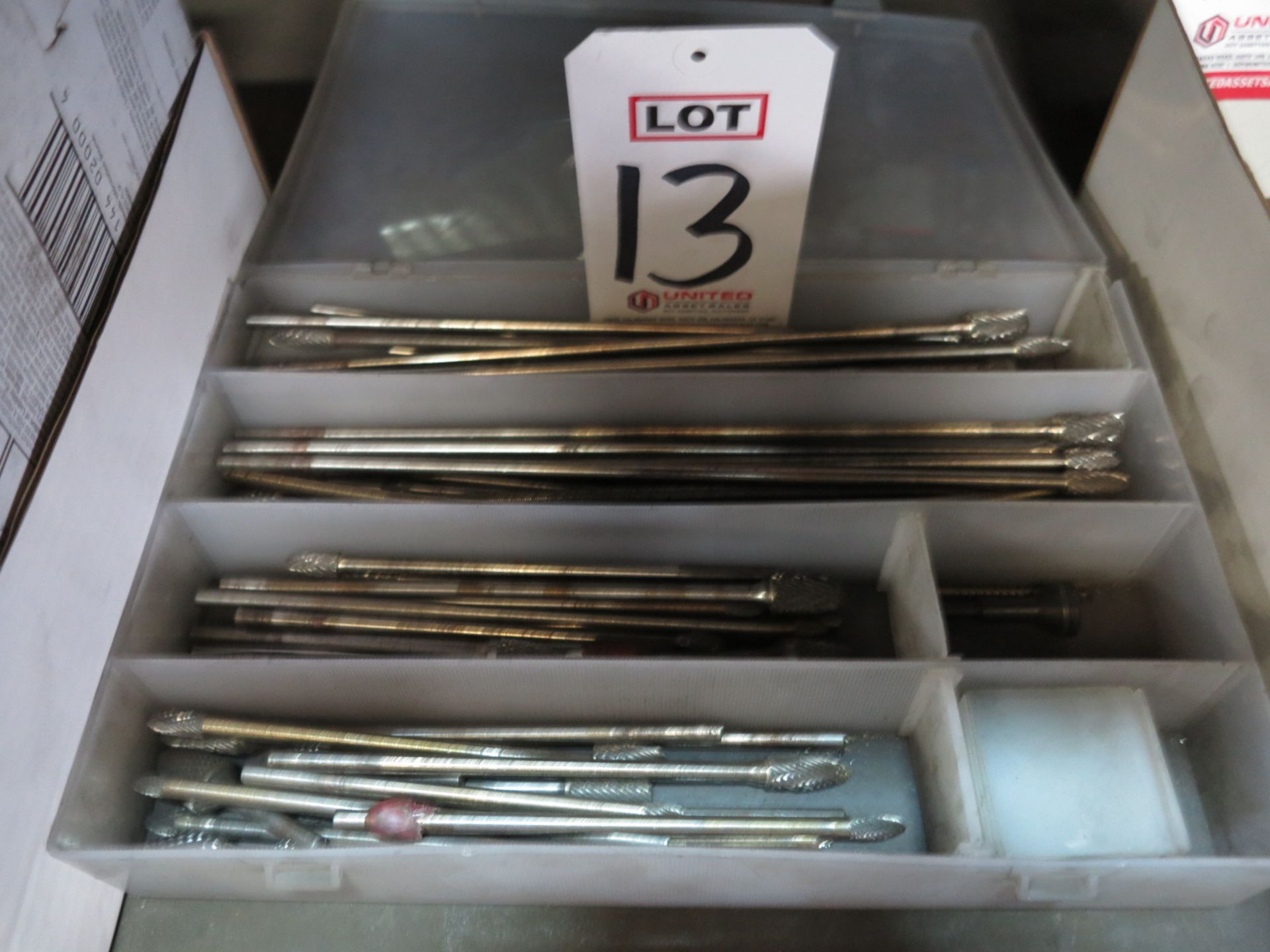 LOT - CARBIDE BURRS