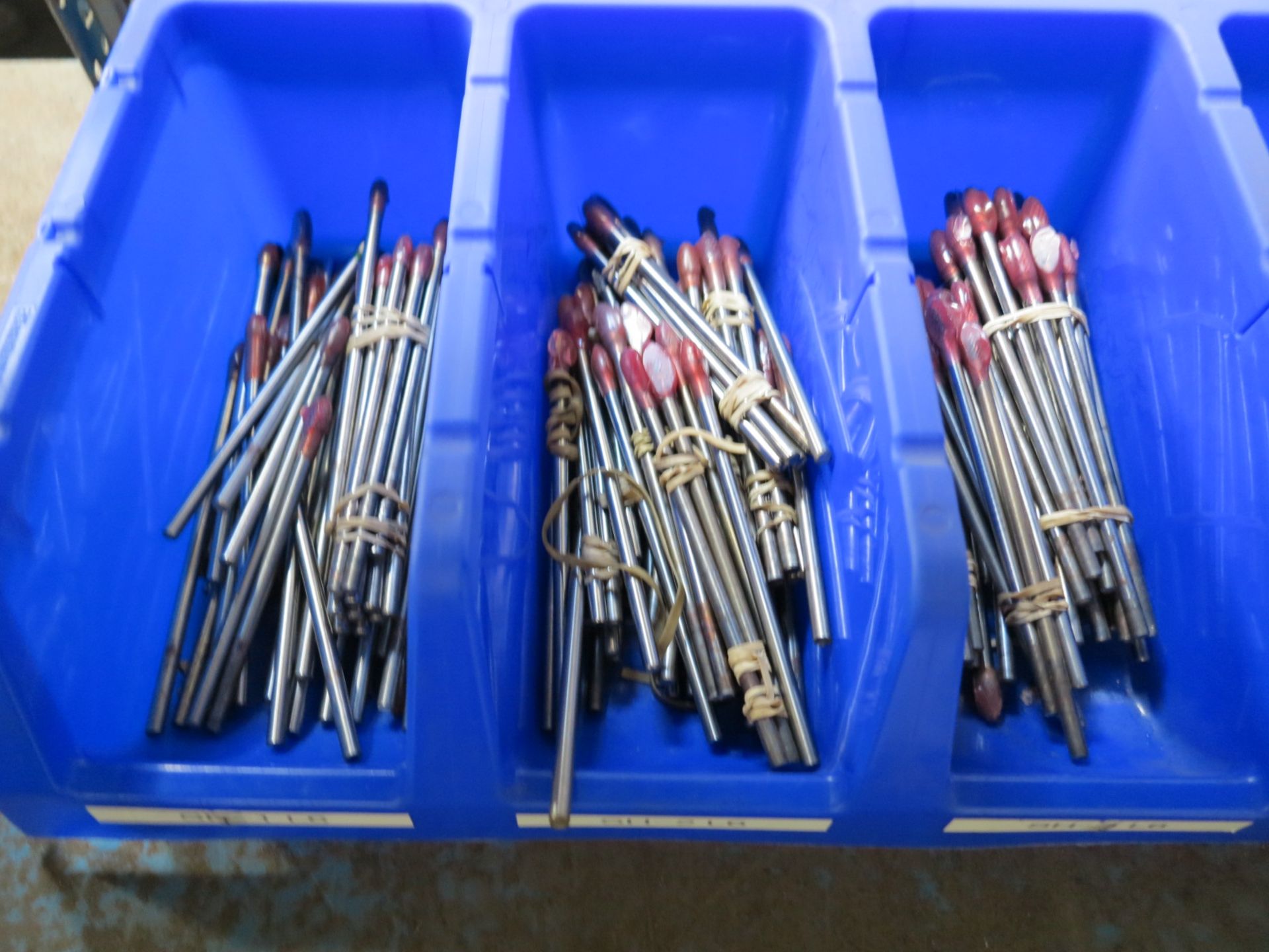 LOT - LARGE SELECTION OF CARBIDE BURRS - Image 2 of 3