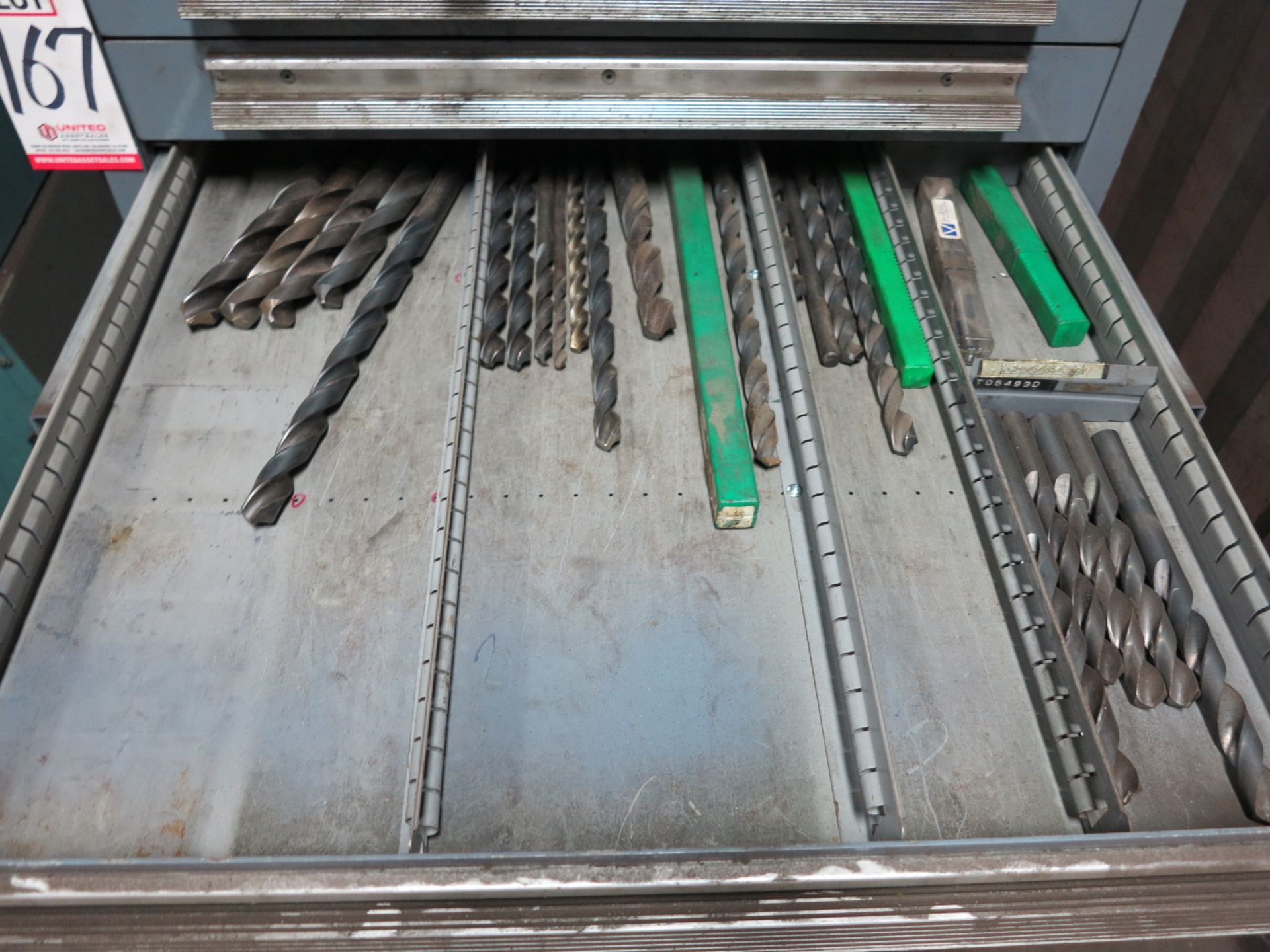 LOT - 7-DRAWER TOOL CABINET FULL OF MORRIS TAPER DRILLS, INCLUDES SMALL TOOL BOX ON TOP - Image 4 of 7