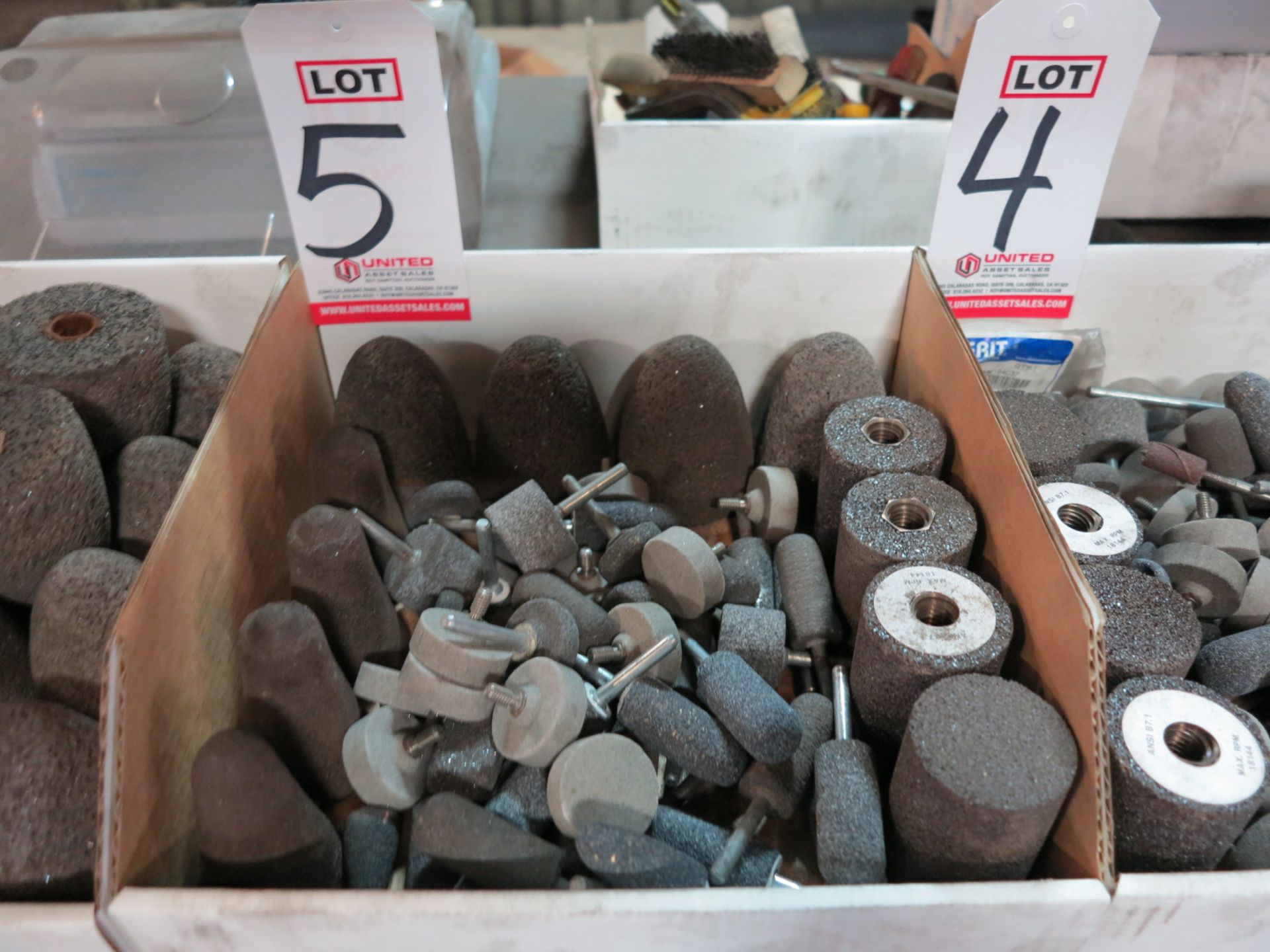 LOT - ABRASIVE GRINDING STONES