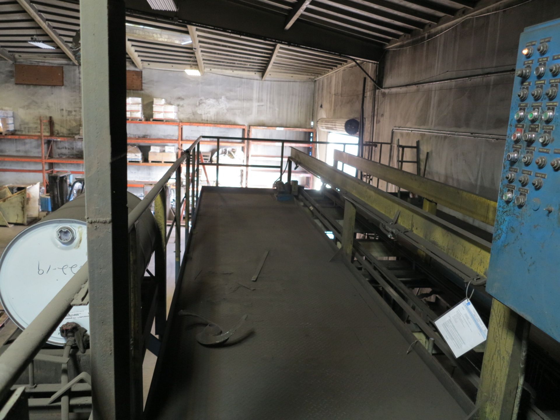 LOT - CORE SHOOTING SYSTEM MEZZANINE, W/ ELEVATOR, OMCO 7.5 HP TRAVELING MIXER, 2 HP DISCHARGE BELT - Image 4 of 6