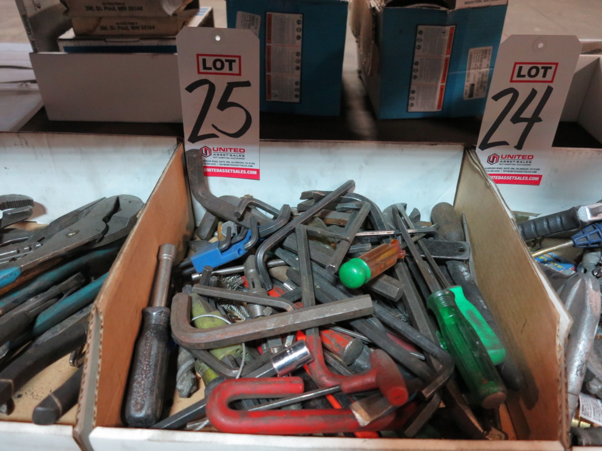 LOT - ALLEN WRENCHES AND ASSORTED HAND TOOLS
