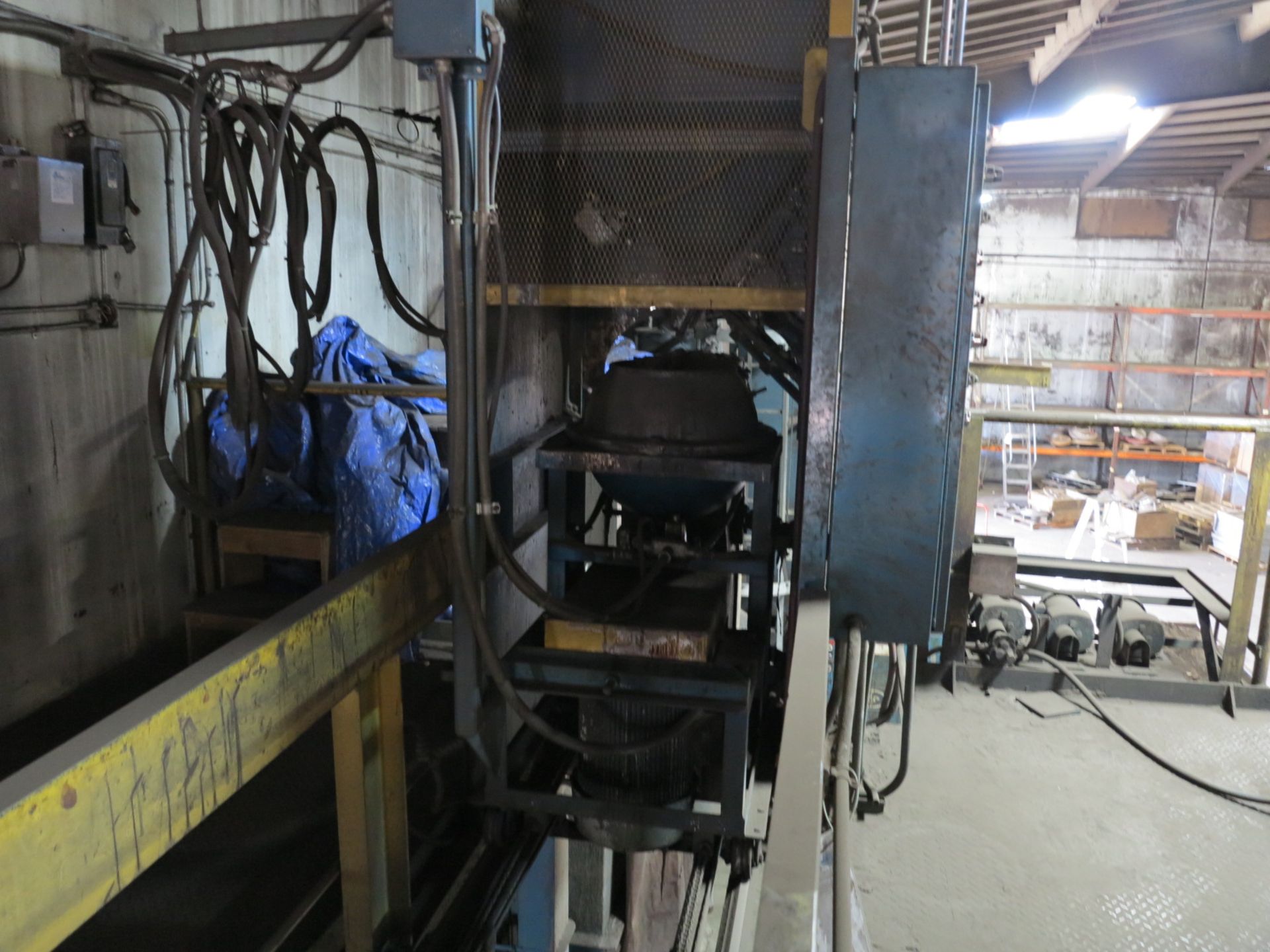 LOT - CORE SHOOTING SYSTEM MEZZANINE, W/ ELEVATOR, OMCO 7.5 HP TRAVELING MIXER, 2 HP DISCHARGE BELT - Image 6 of 6