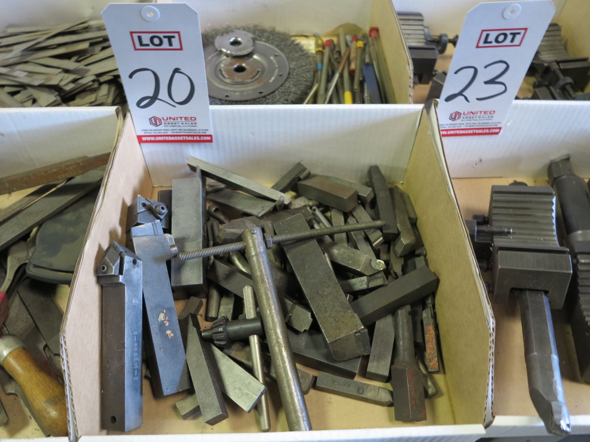 LOT - LATHE TOOLING