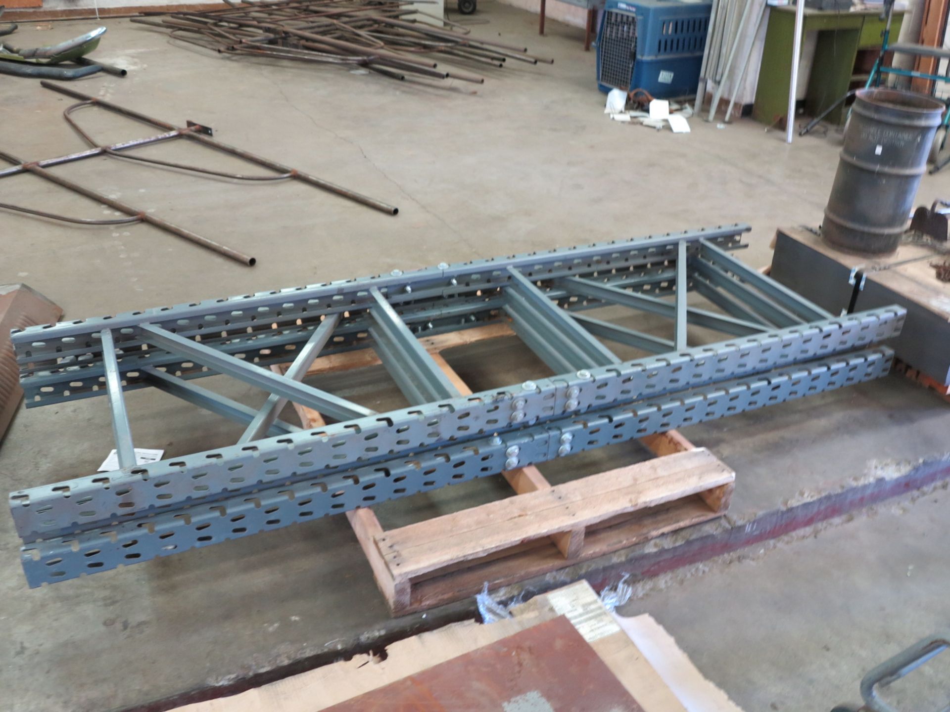 LOT - (5) SECTIONS OF PALLET RACK, 9' BEAMS, 8' UPRIGHTS - Image 4 of 4