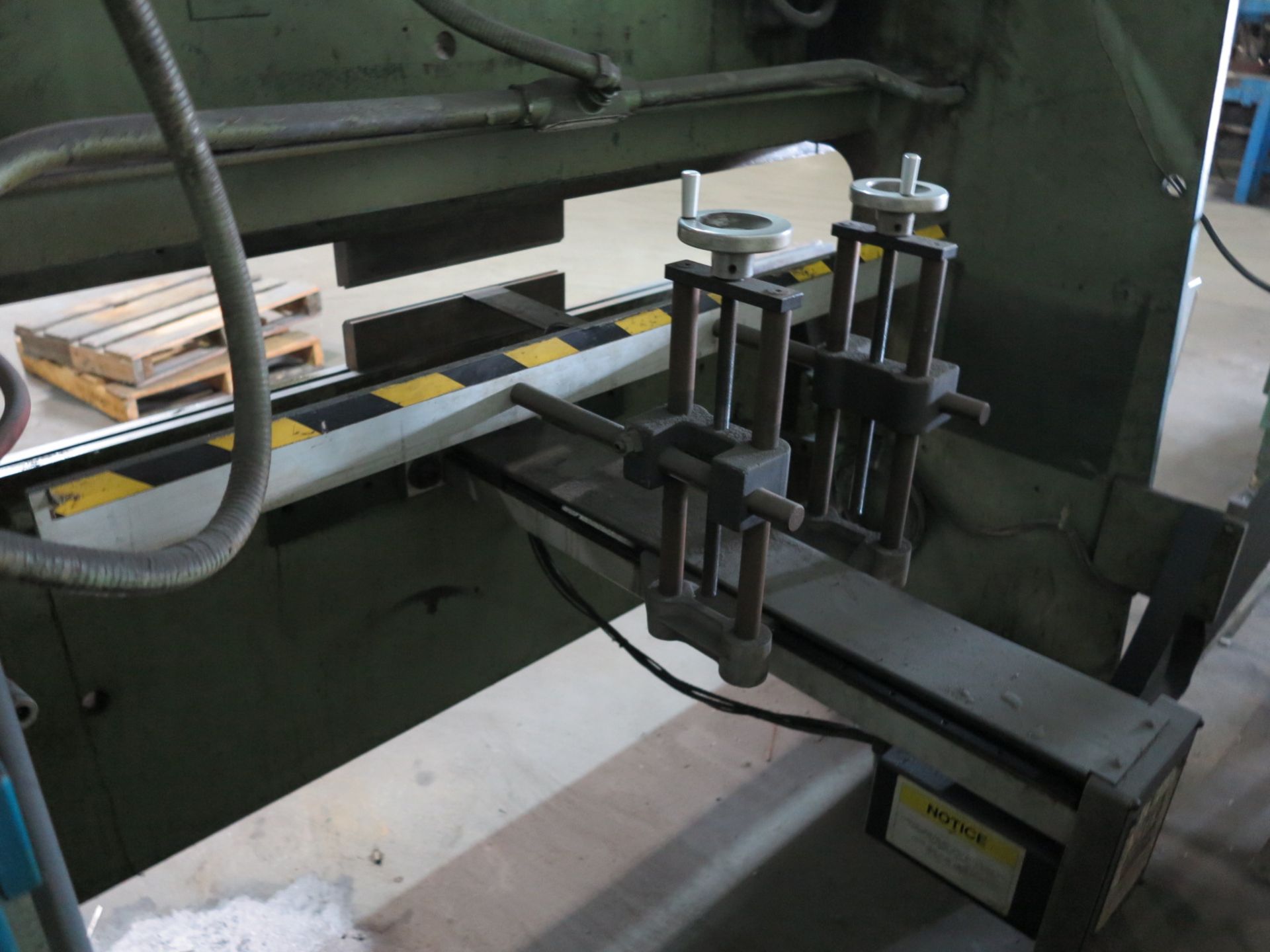 6' PRESS BRAKE, AIR CLUTCH, DUAL PALM, AUTOBEND 6 CNC CONTROL, FOOT PEDAL - Image 4 of 4