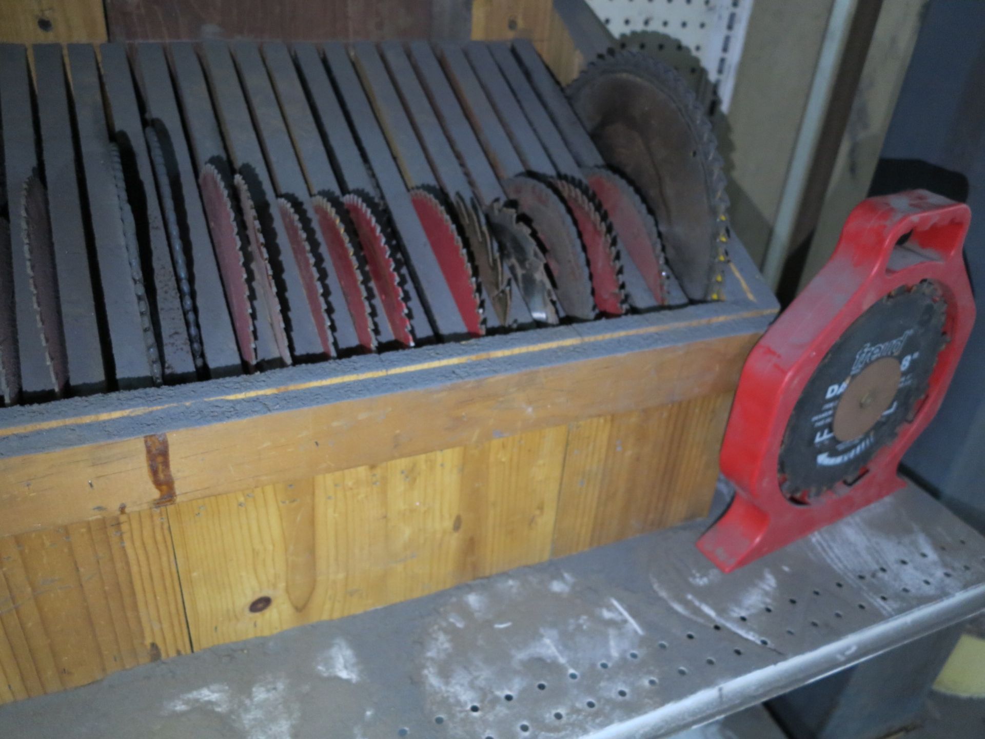 LOT - MISC CIRCULAR SAW BLADES, APPROXIMATELY (30) PIECES - Image 3 of 3
