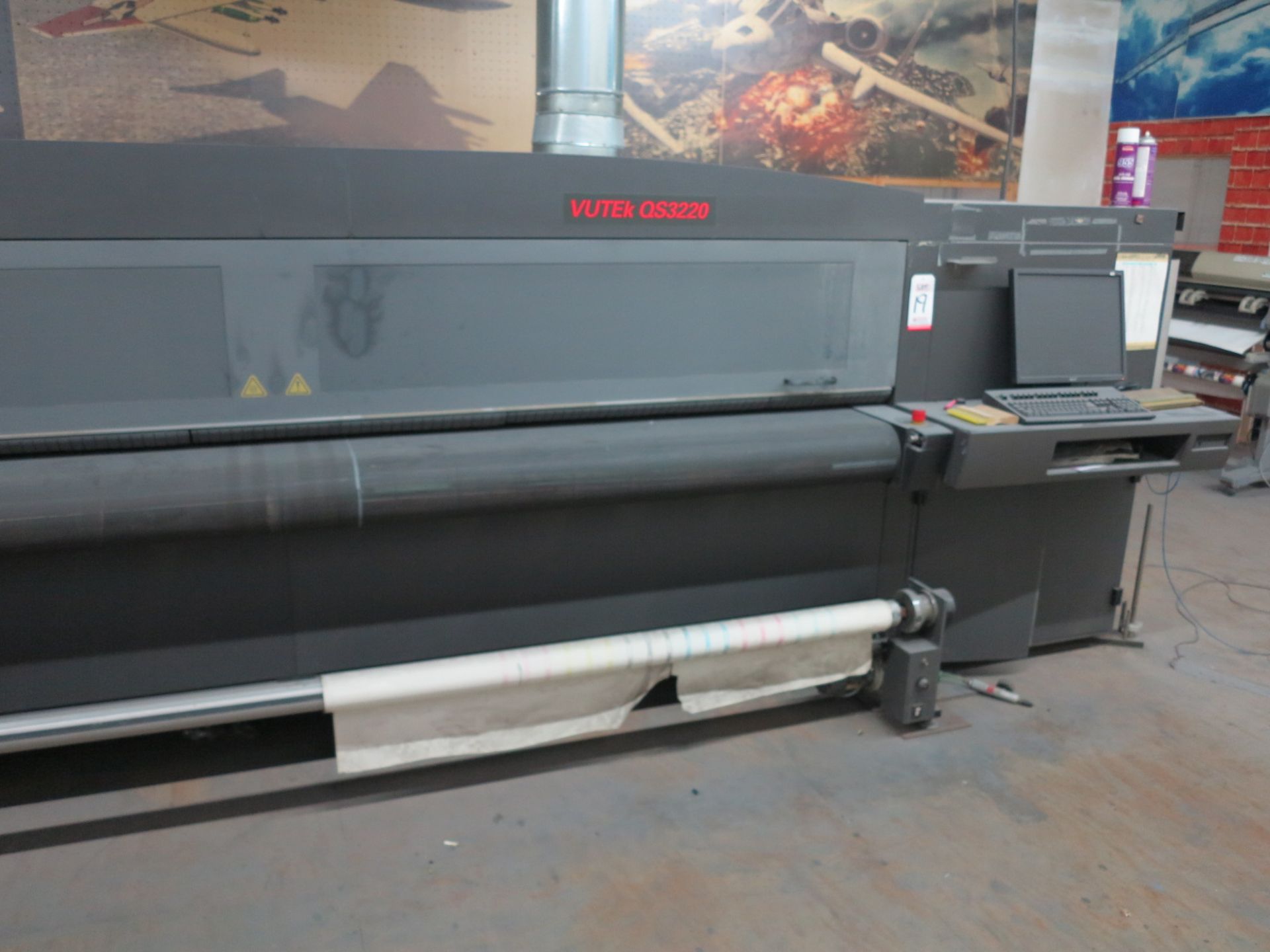 2012 EFI VUTEK QS3220 SUPER LARGE FORMAT PRINTER, FOR RIDGID AND ROLL-TO-ROLL PRINTING, S/N 630312 - Image 2 of 5