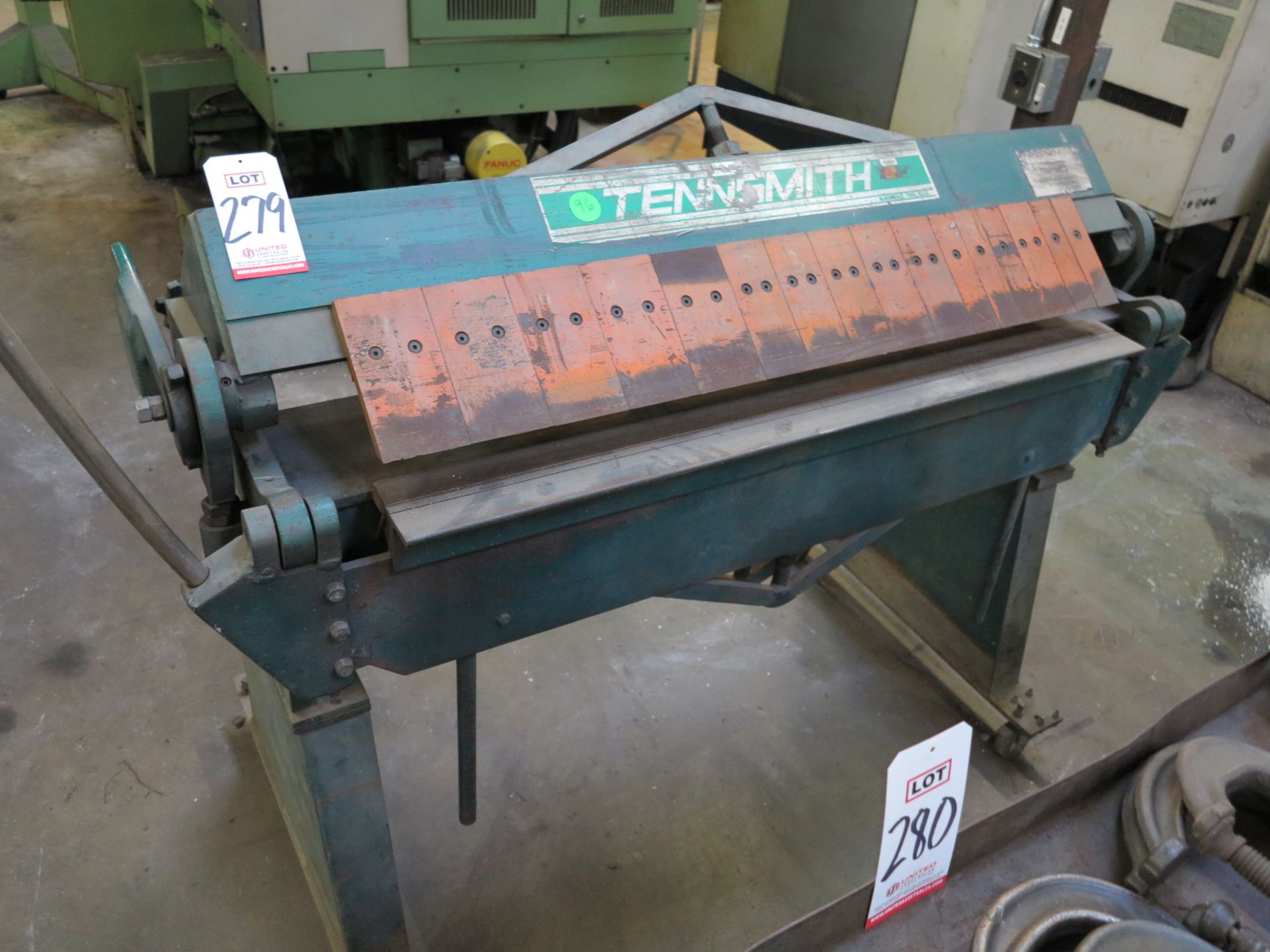 TENNSMITH 4' HEAVY DUTY BOX AND PAN BRAKE, MODEL HBU48-12, S/N 16056, 12 GA CAPACITY