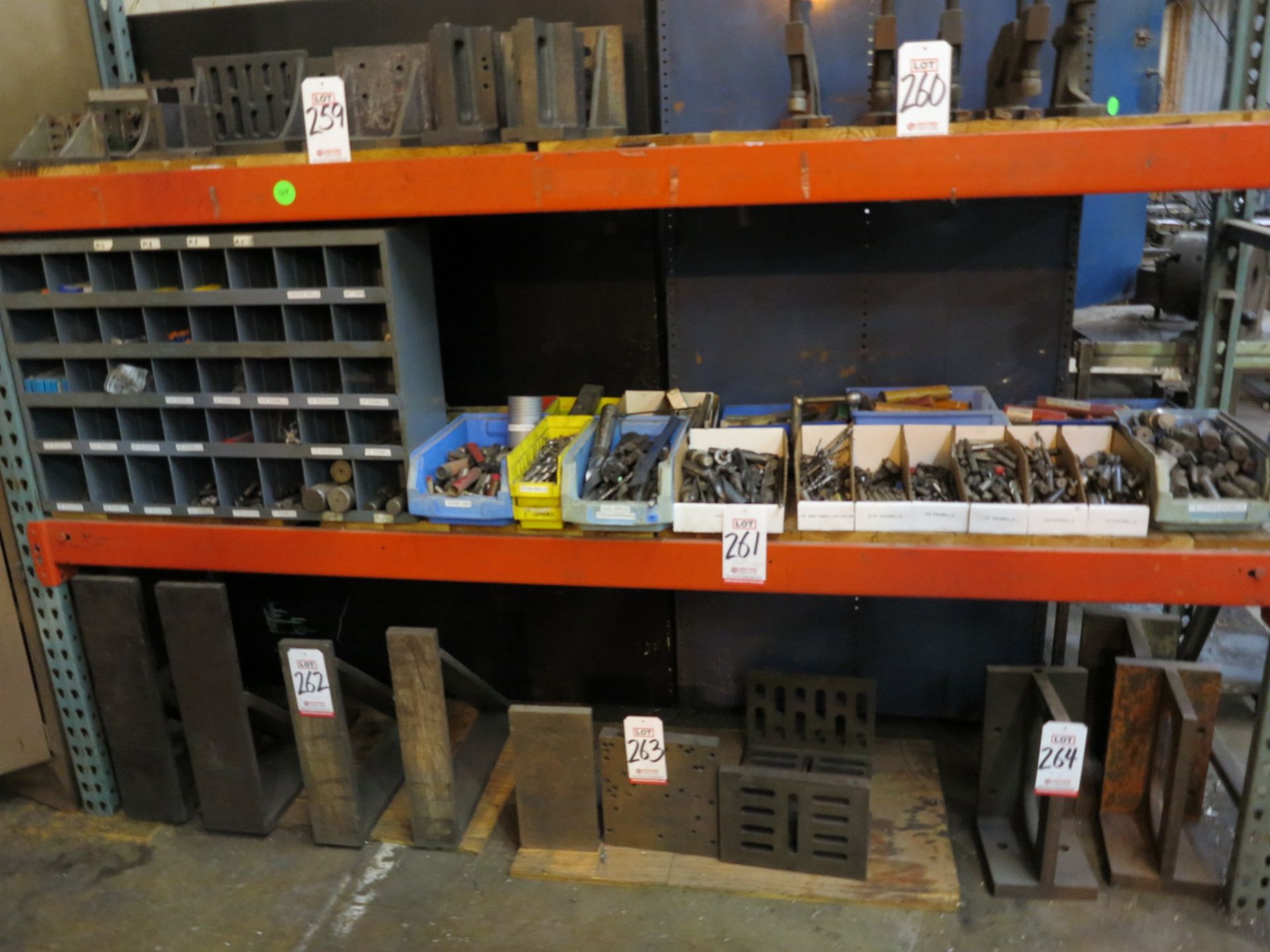 LOT - 8' SHELF CONTENTS ONLY, TO INCLUDE: ENORMOUS QUANTITY OF END MILLS AND RELATED ITEMS - Image 3 of 5