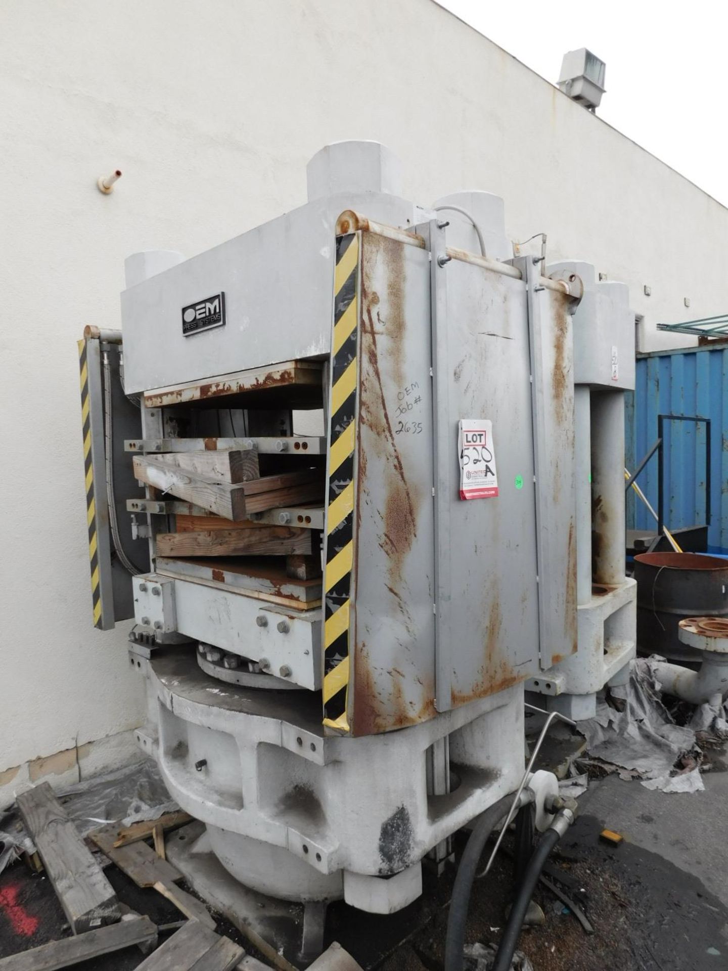 900-TON PRESS (ADI), REBUILDABLE, 3 OPENING, 32" X 36" PLATEN SIZE