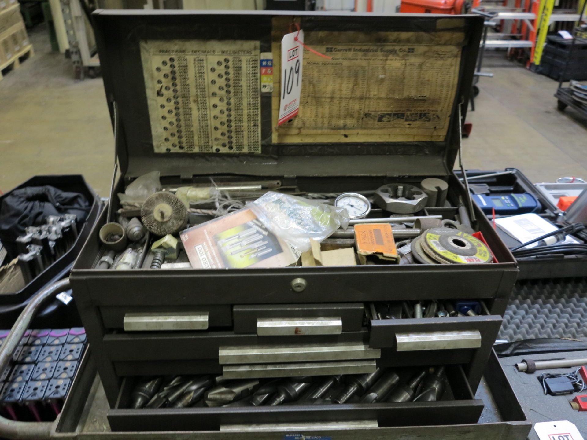 LOT - 6-DRAWER TOOLBOX, W/ CONTENTS: TAPS, DIES, REAMERS, DRILLS, MILL CUTTERS, ETC.