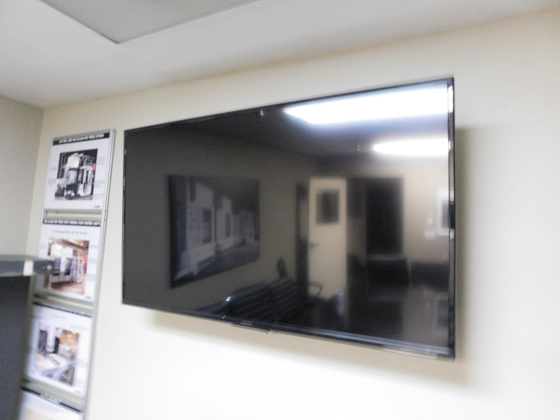 LOT - CONTENTS OF CONFERENCE ROOM: 10' X 4' GRANITE CONFERENCE TABLE, (10) CHAIRS, INSIGNIA 55" - Image 5 of 6