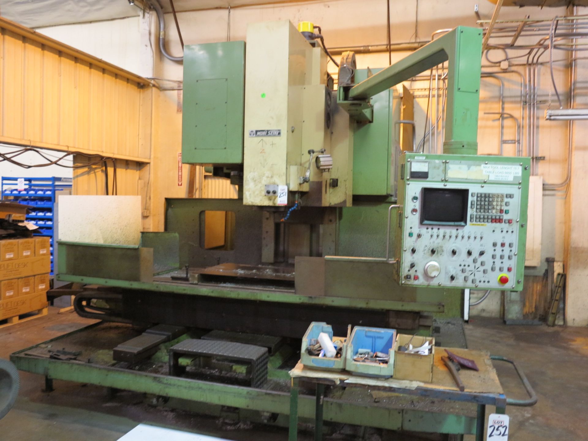 MORI SEIKI MV-80 VERTICAL MACHINING CENTER, S/N 138, FANUC SYSTEM 6M CNC CONTROL, TABLE: 76.5 X 31.