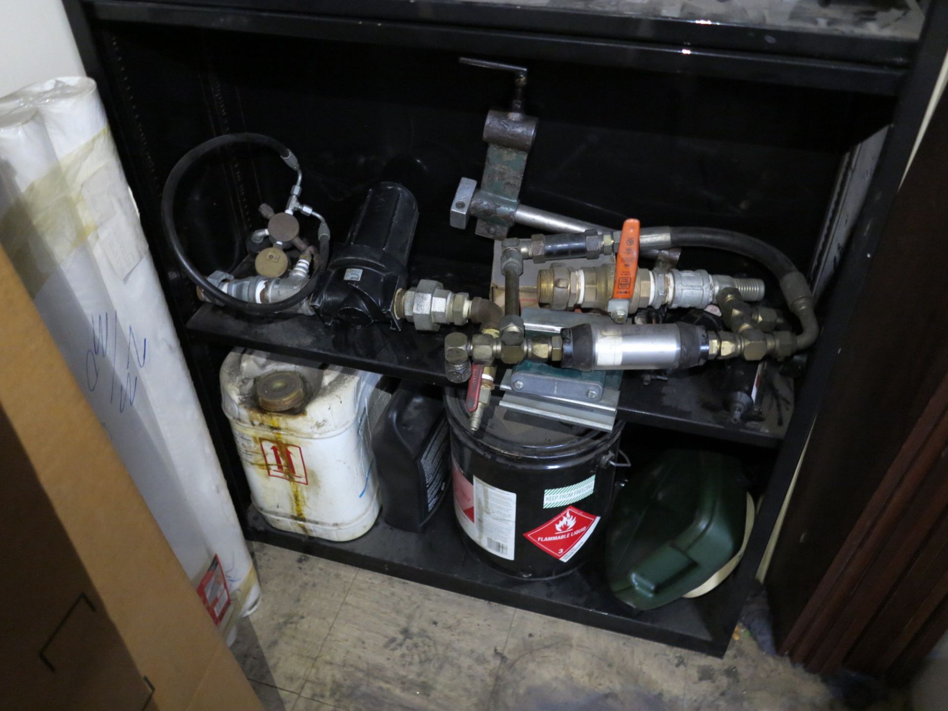 LOT - SHELF UNIT, W/ CONTENTS OF MISC VALVES, MANIFOLDS, ETC. - Image 3 of 3