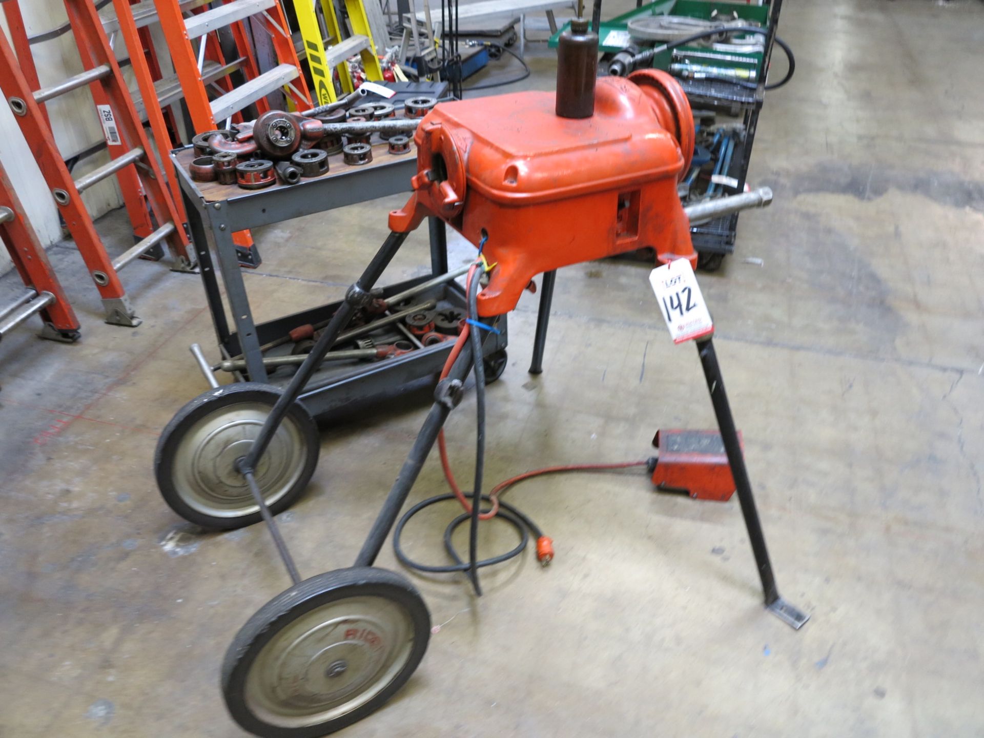 LOT - RIDGID 400A ELECTRIC POWER PIPE THREADER, W/ PEDAL, COMES W/ CART FULL OF DIES, (2) PIPE